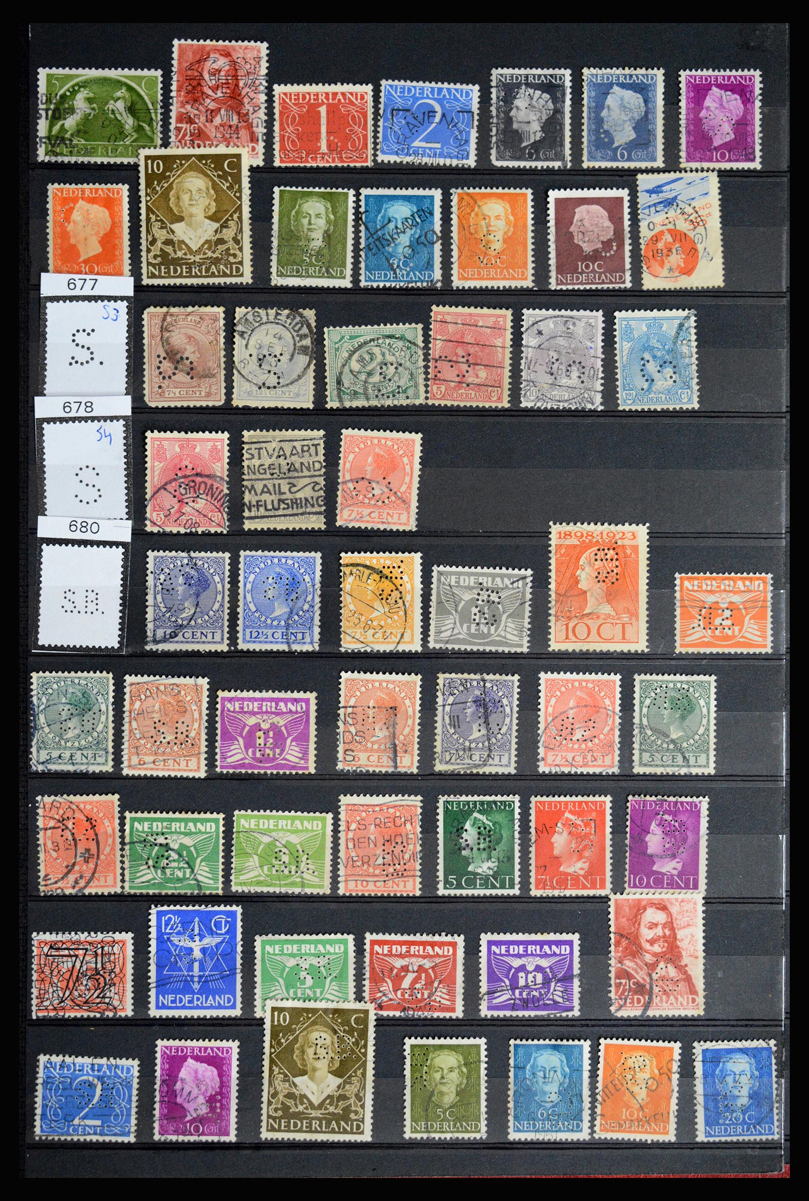 36849 069 - Stamp collection 36849 Netherlands perfins 1891-1960.