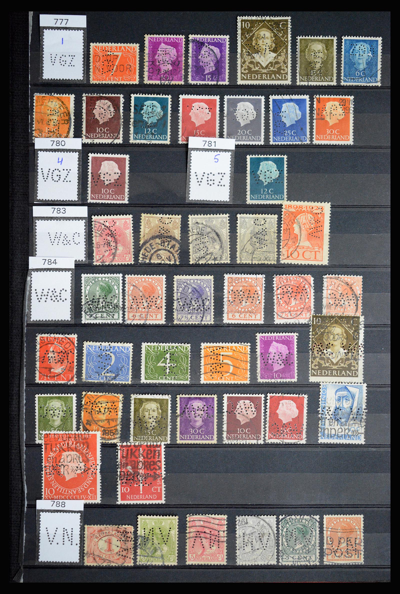 36849 075 - Stamp collection 36849 Netherlands perfins 1891-1960.