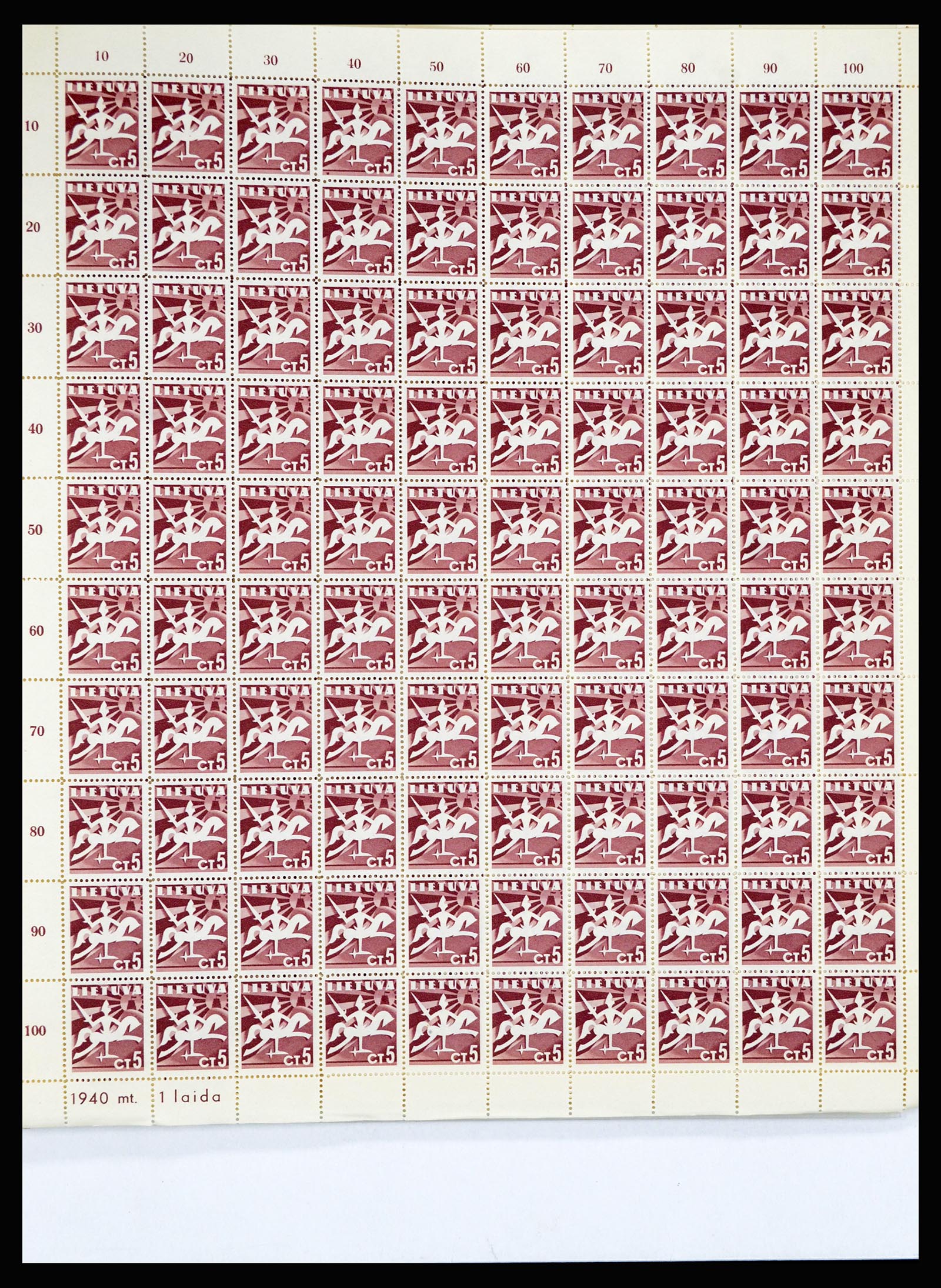 36881 010 - Postzegelverzameling 36881 Baltische Staten 1919-1940.
