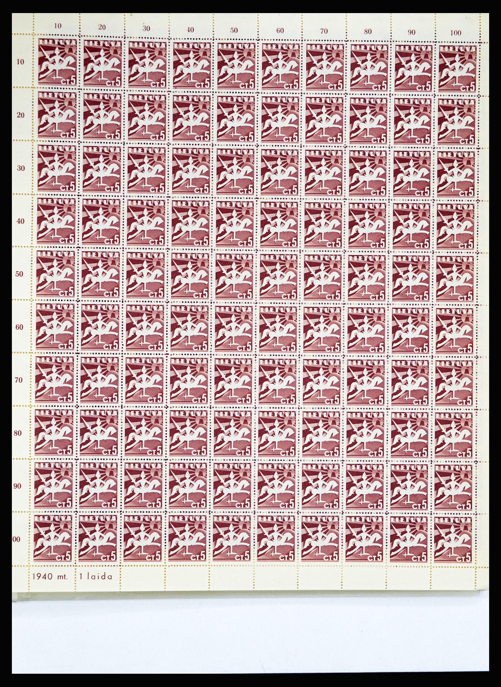 36881 015 - Stamp collection 36881 Baltic States 1919-1940.