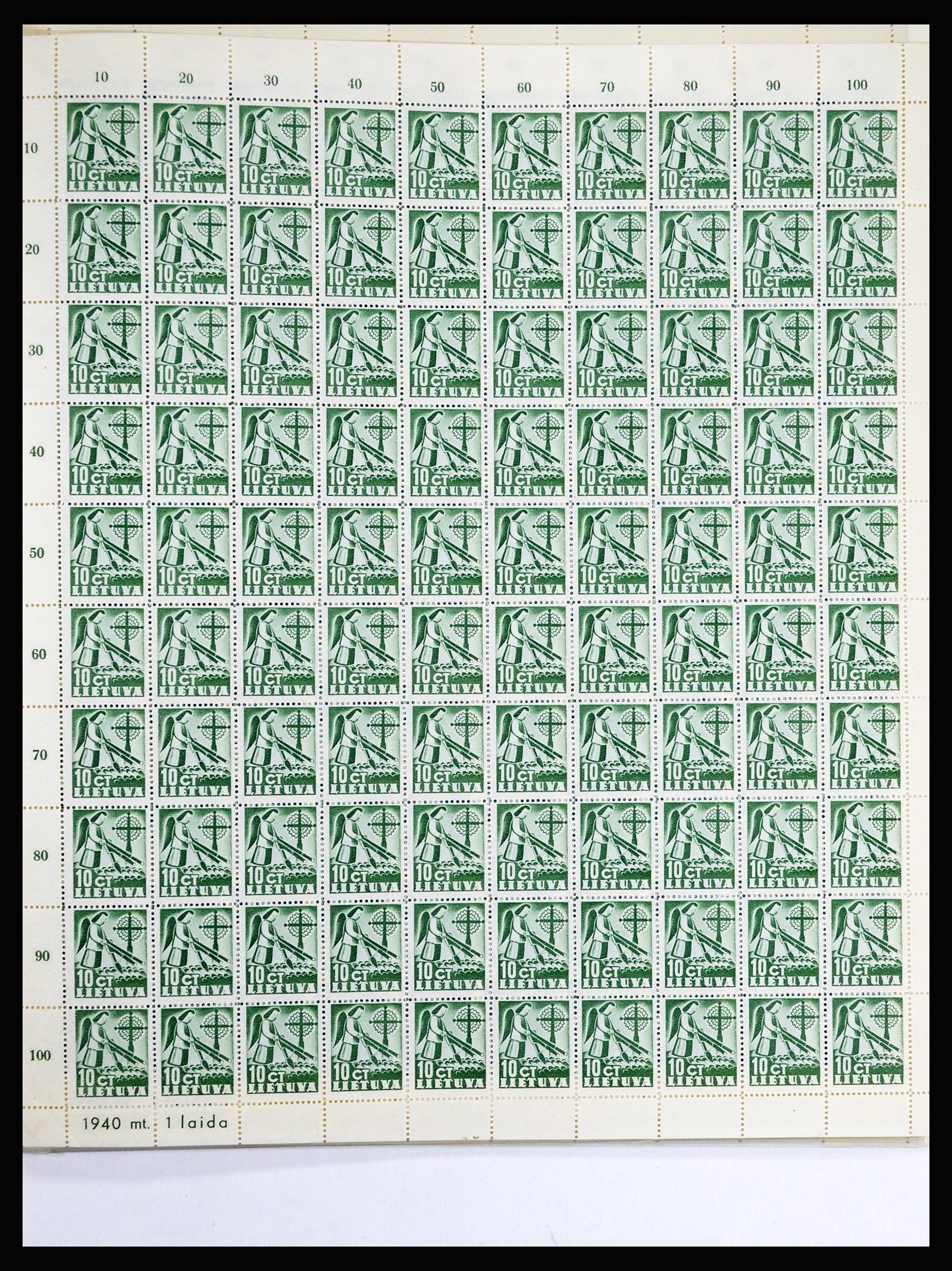 36881 037 - Stamp collection 36881 Baltic States 1919-1940.