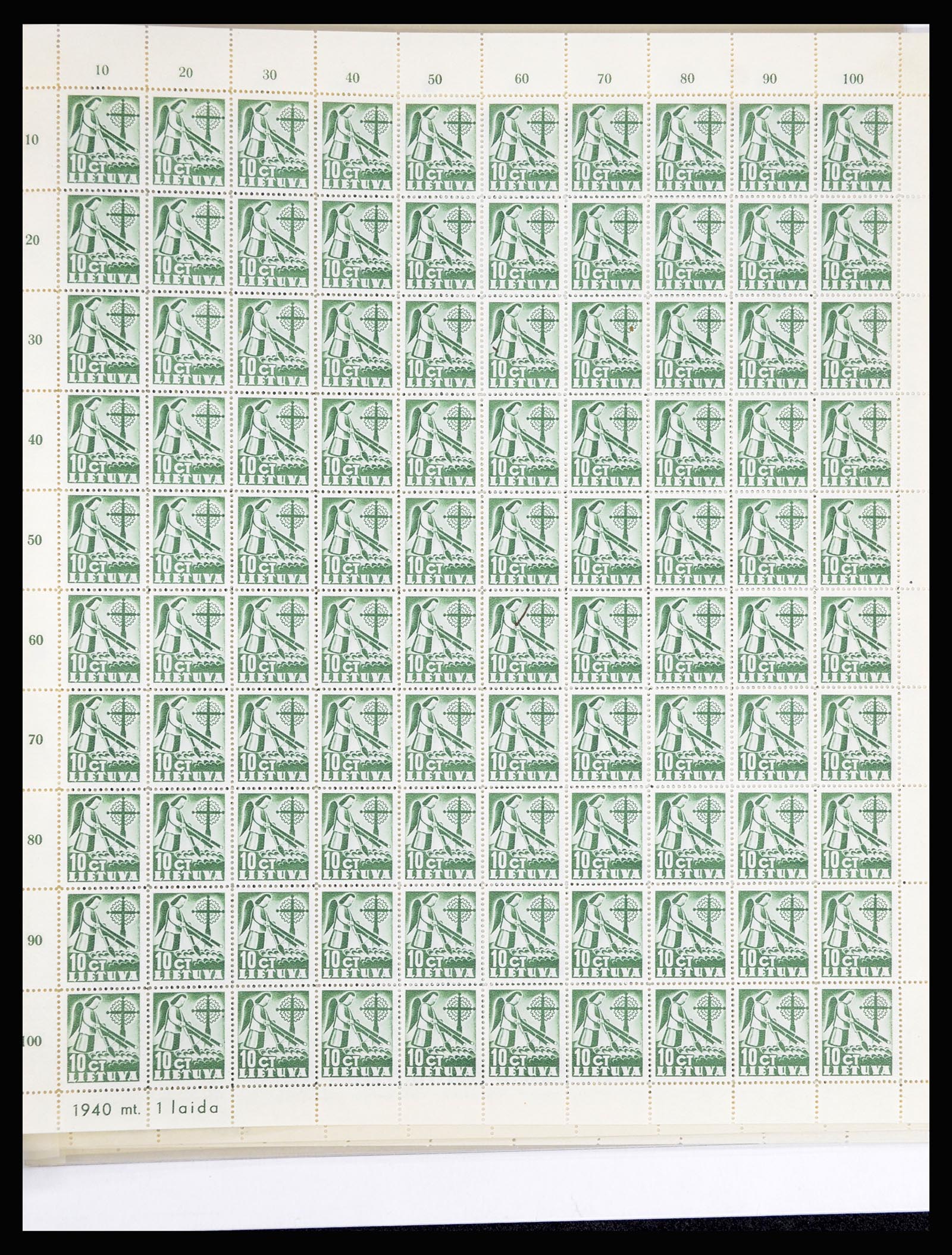 36881 047 - Stamp collection 36881 Baltic States 1919-1940.