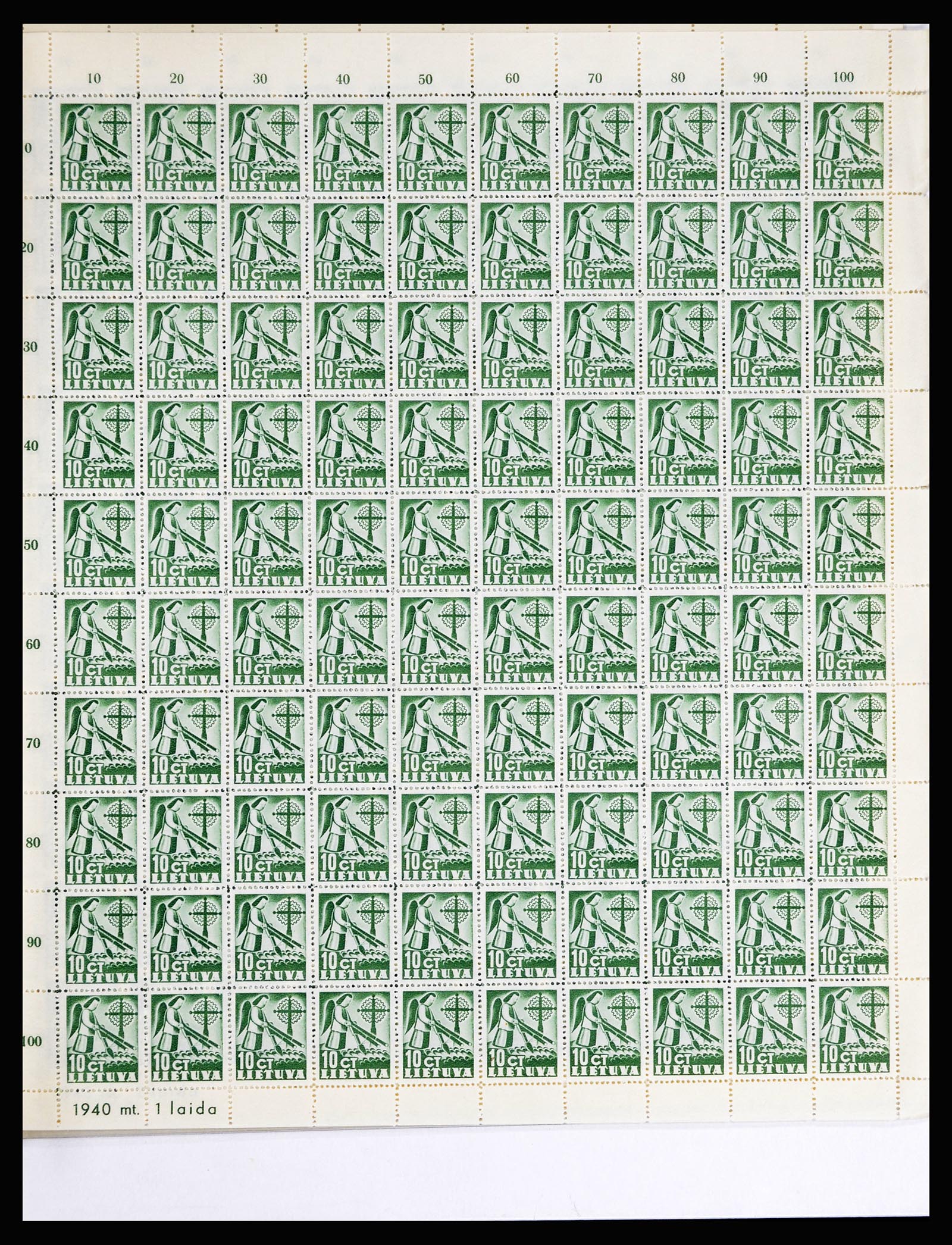 36881 049 - Stamp collection 36881 Baltic States 1919-1940.