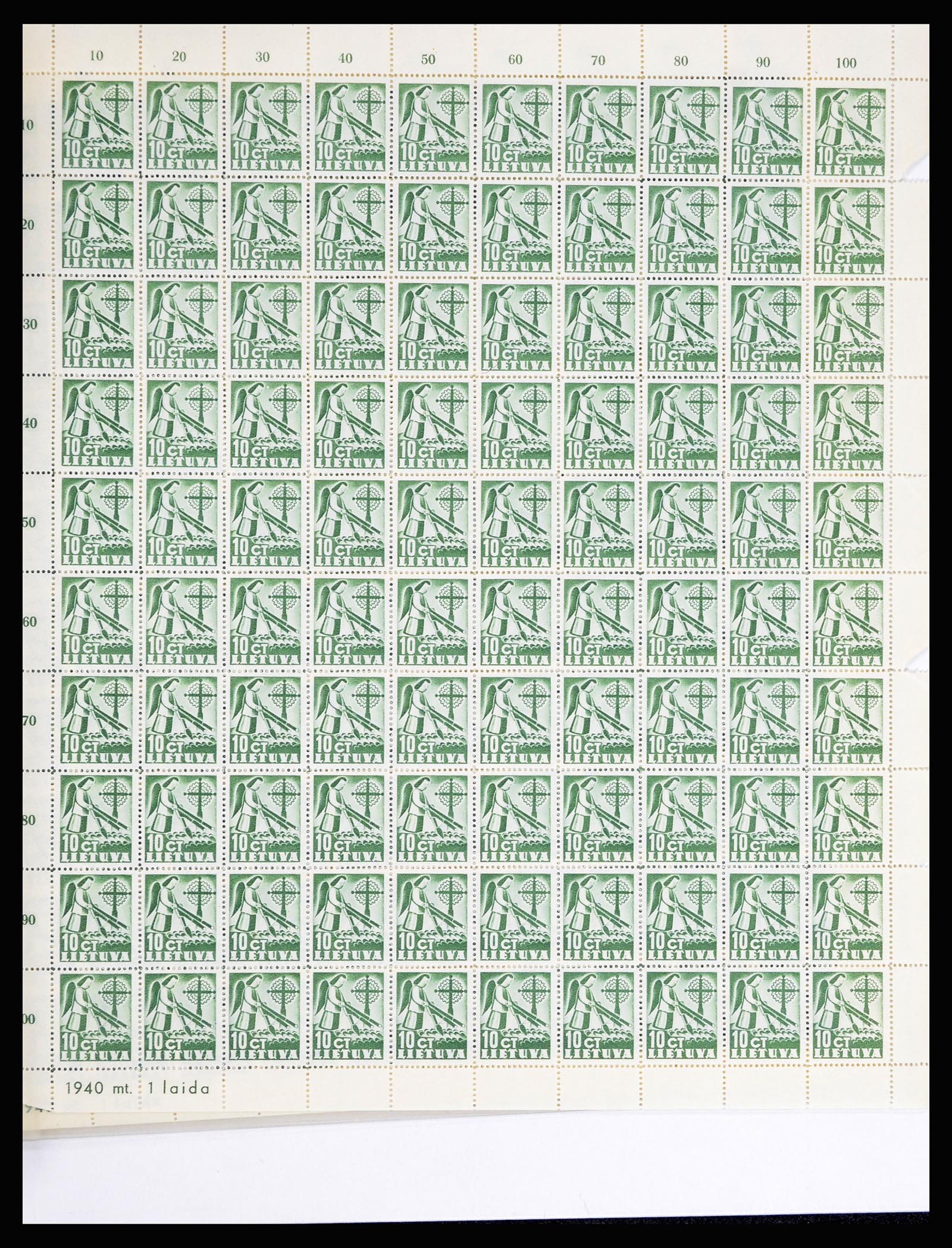 36881 050 - Stamp collection 36881 Baltic States 1919-1940.