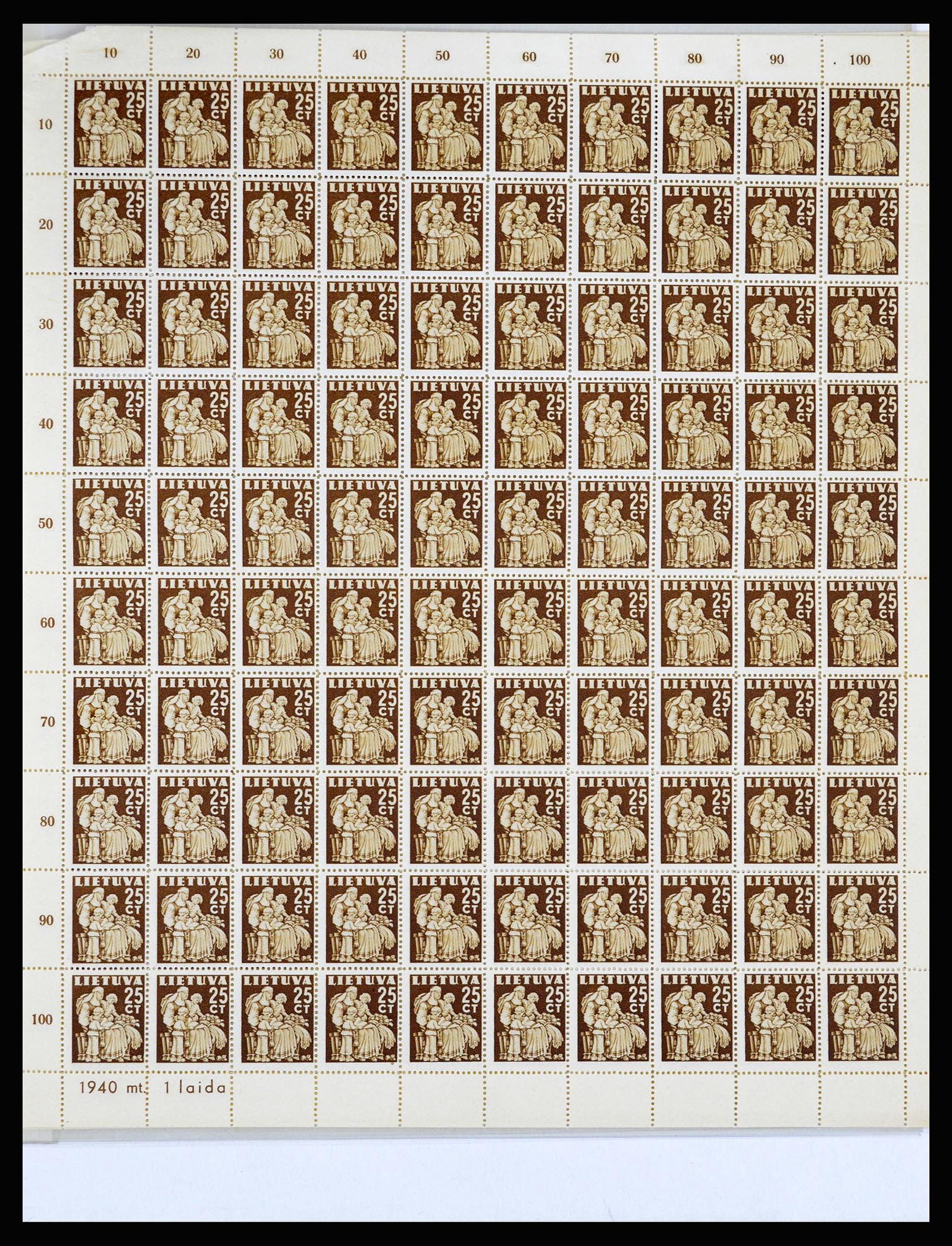 36881 058 - Stamp collection 36881 Baltic States 1919-1940.