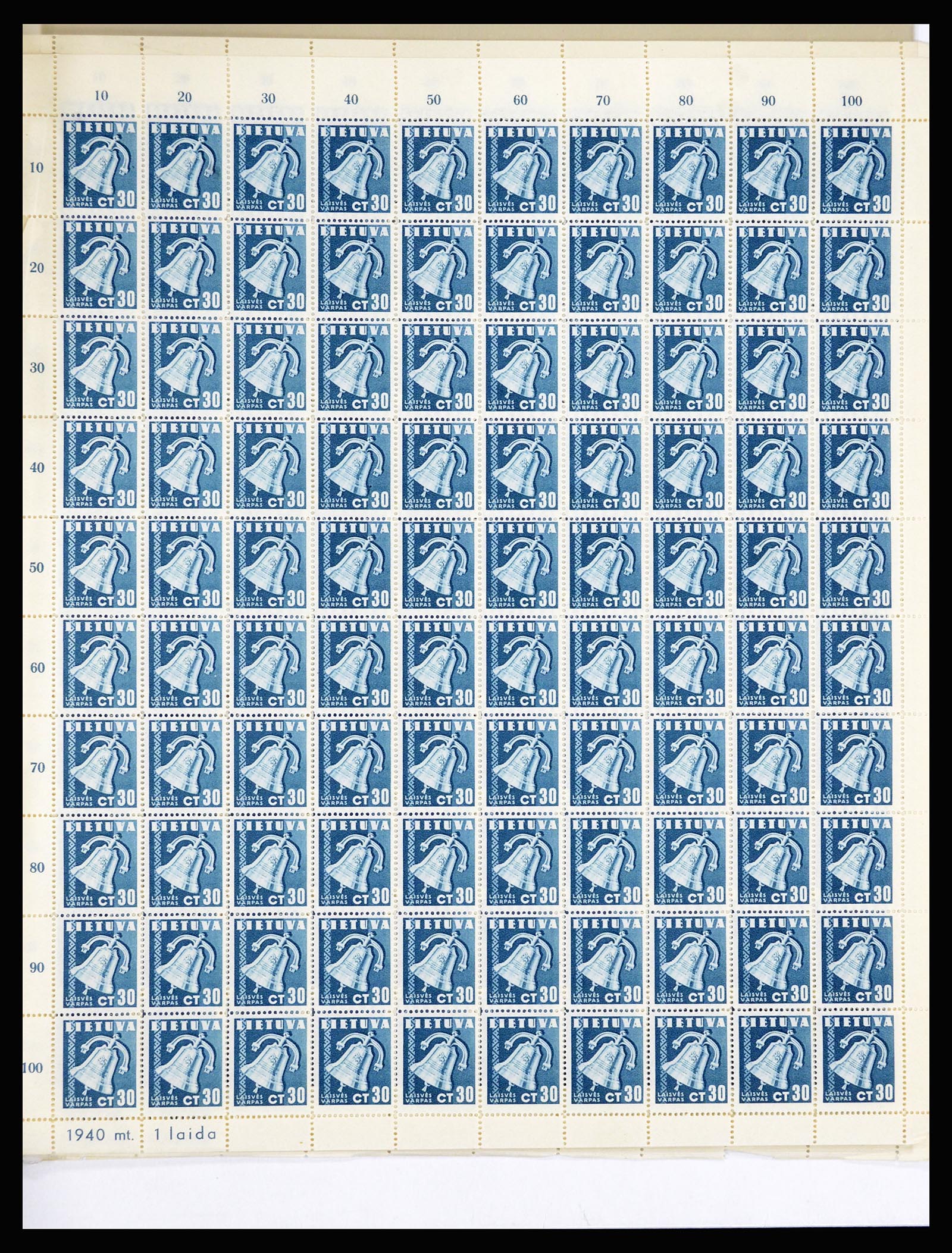 36881 067 - Stamp collection 36881 Baltic States 1919-1940.