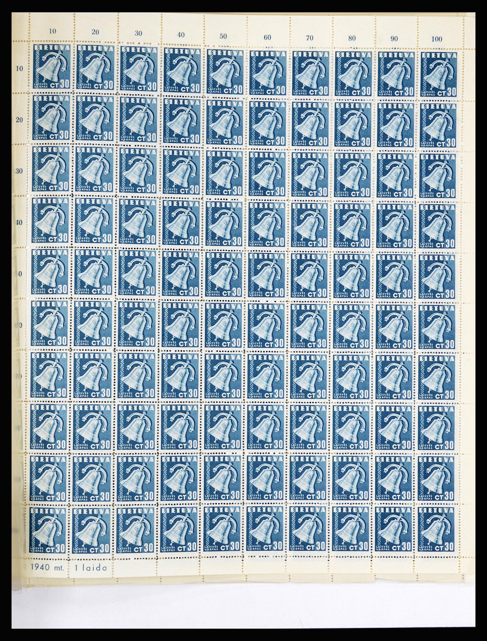 36881 068 - Stamp collection 36881 Baltic States 1919-1940.