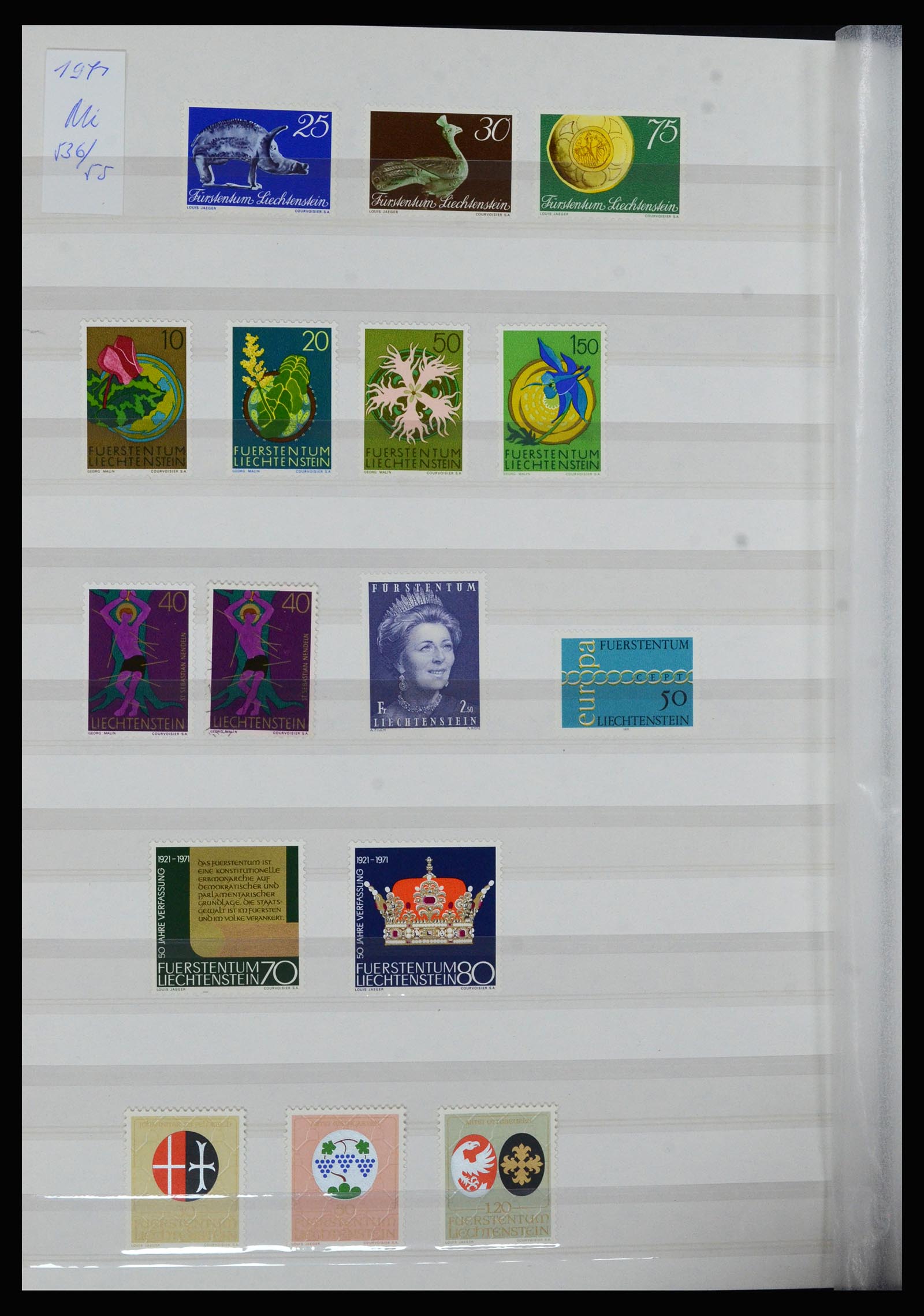 36899 021 - Postzegelverzameling 36899 Liechtenstein 1930-2005.