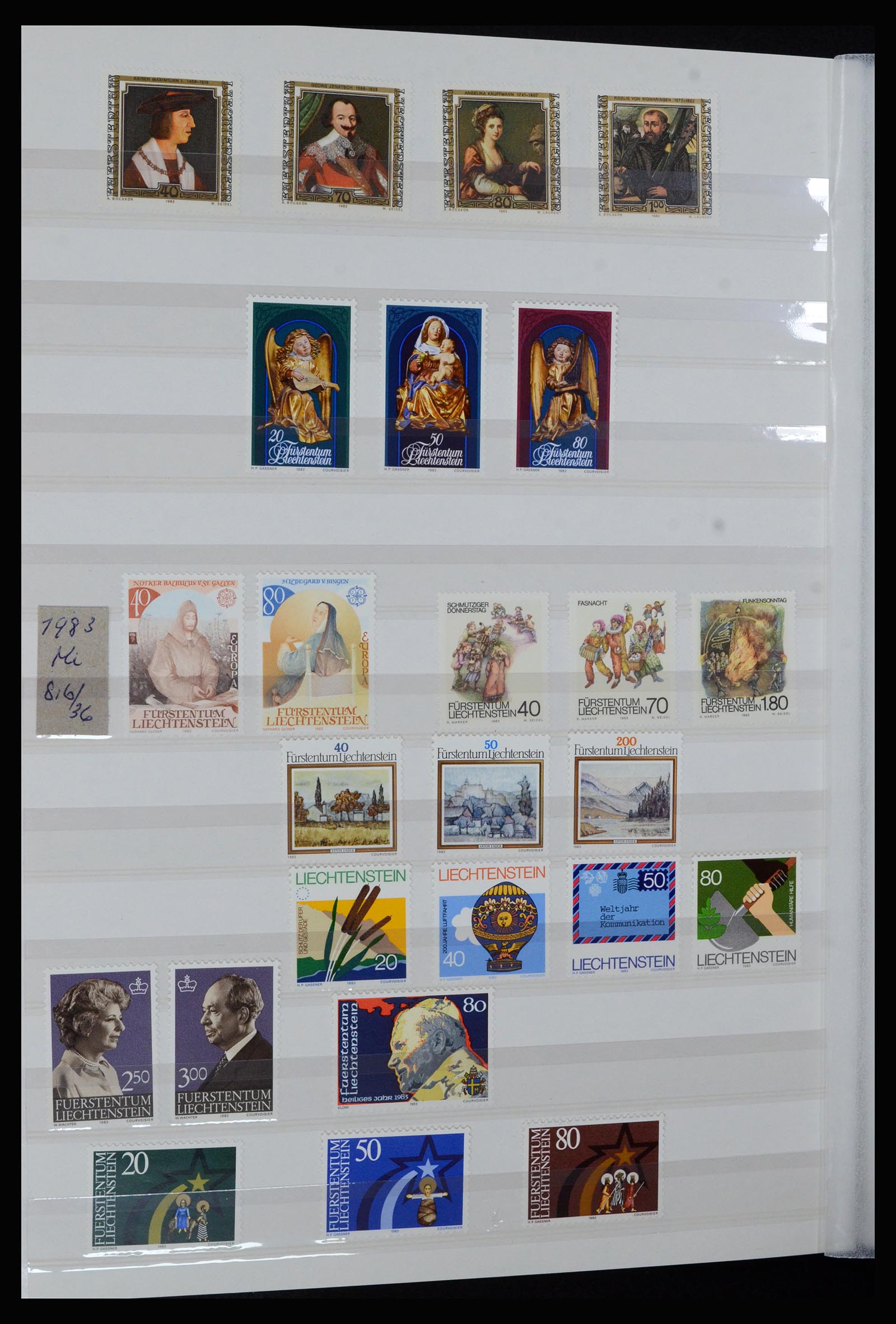 36899 035 - Postzegelverzameling 36899 Liechtenstein 1930-2005.
