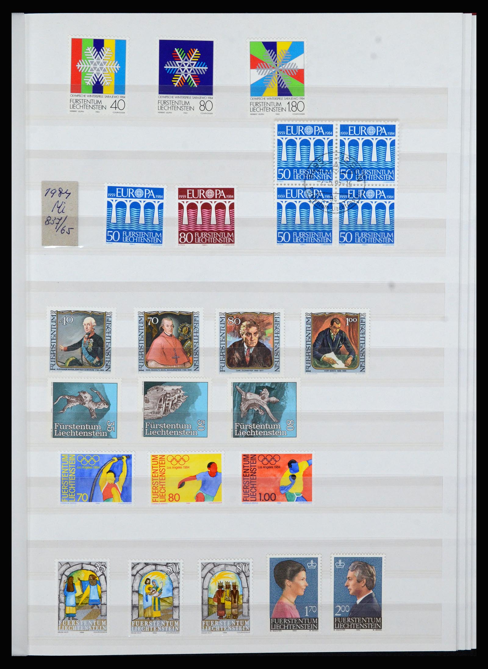 36899 036 - Postzegelverzameling 36899 Liechtenstein 1930-2005.