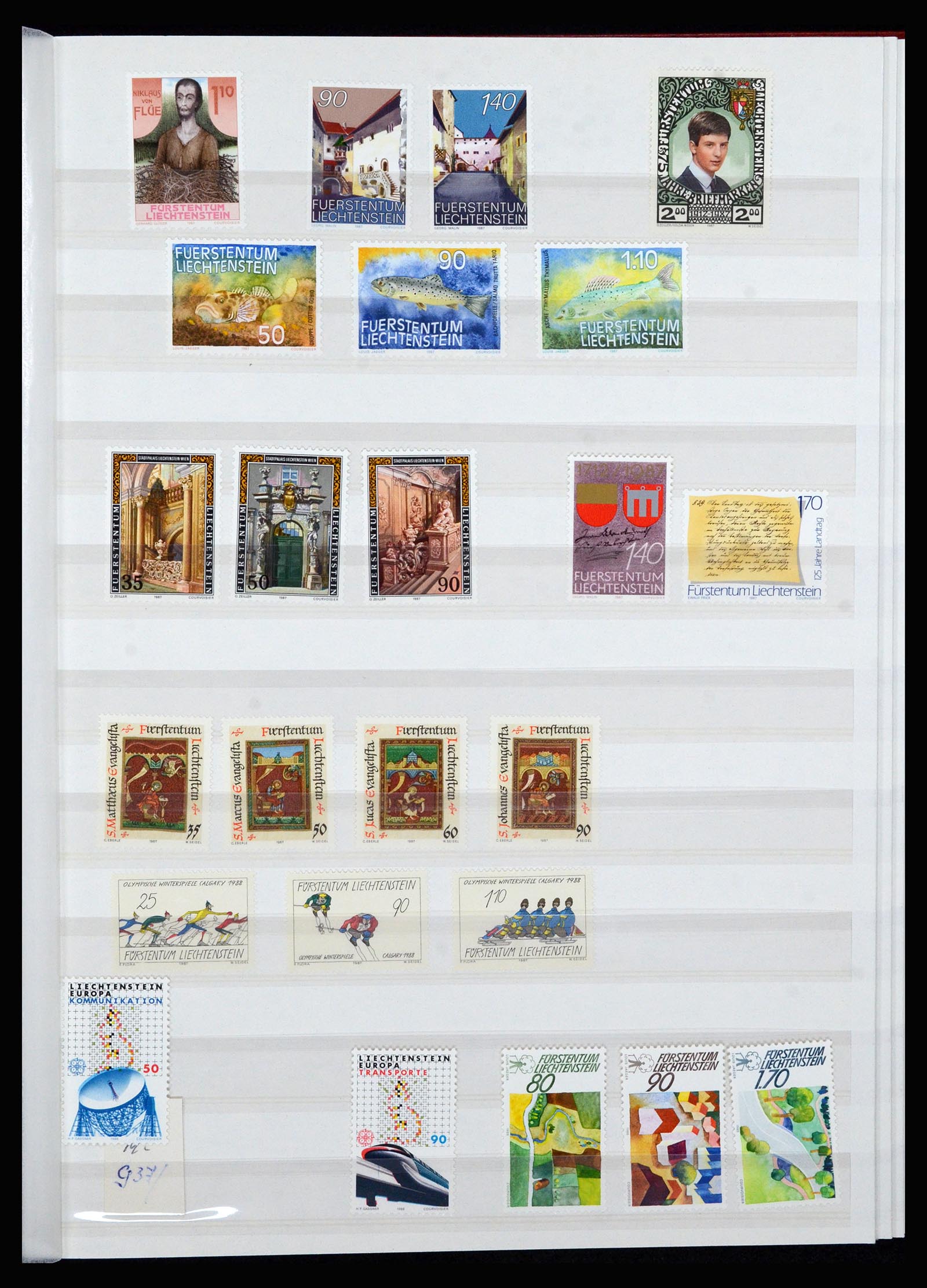 36899 040 - Postzegelverzameling 36899 Liechtenstein 1930-2005.