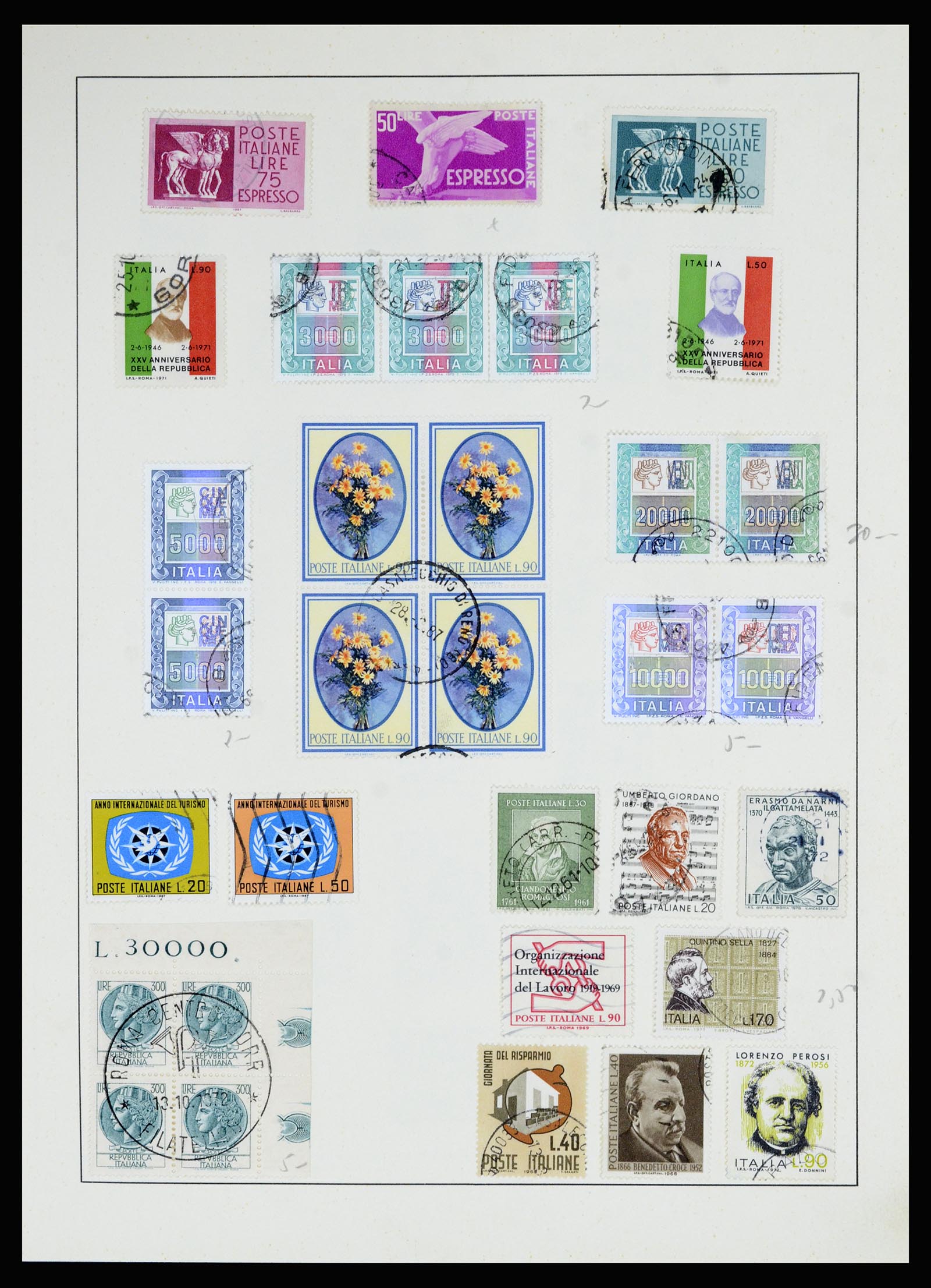 36927 036 - Stamp collection 36927 Italy and territories 1861-1980.