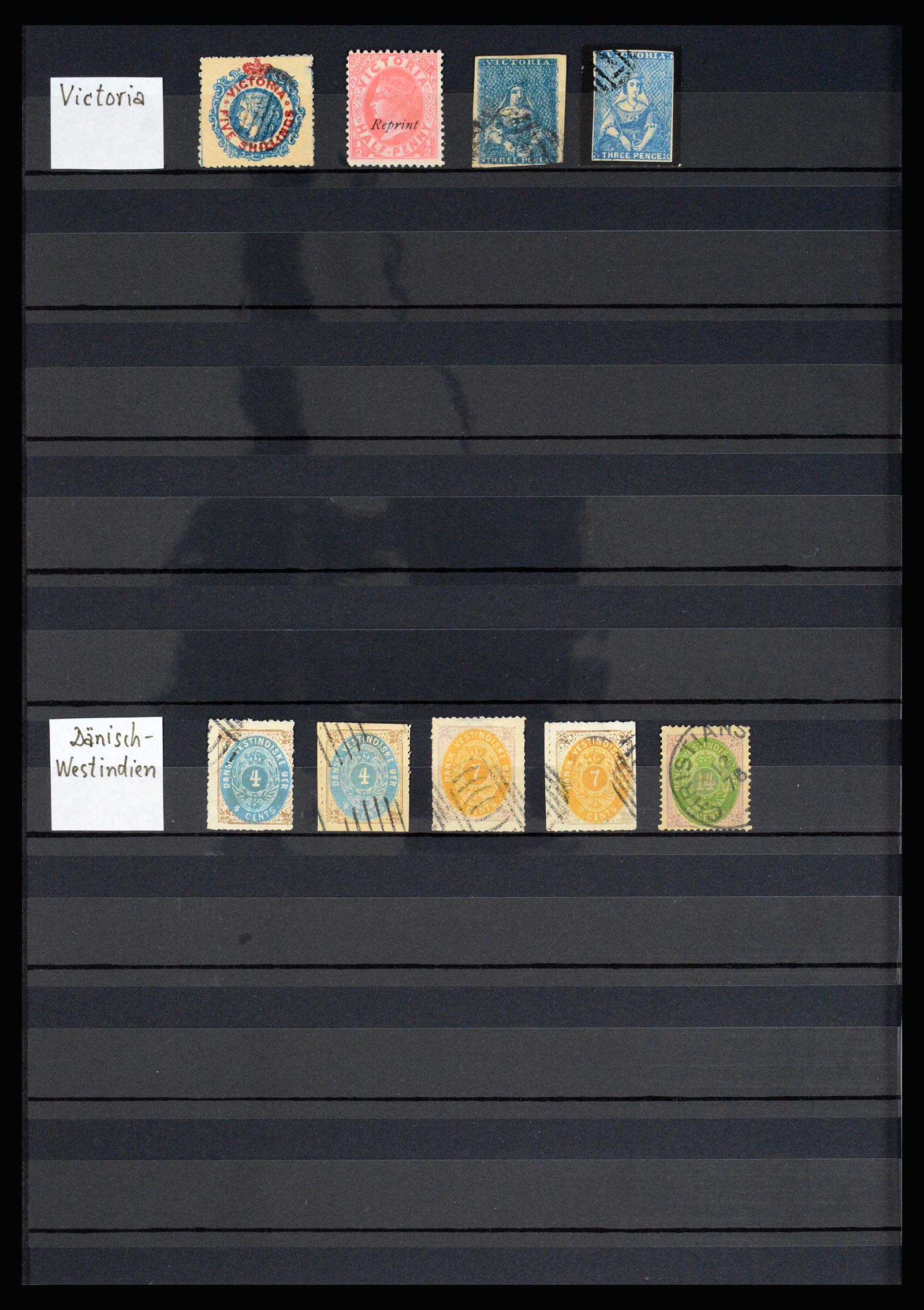 36994 205 - Postzegelverzameling 36994 Wereld vervalsingen 1843-1940.
