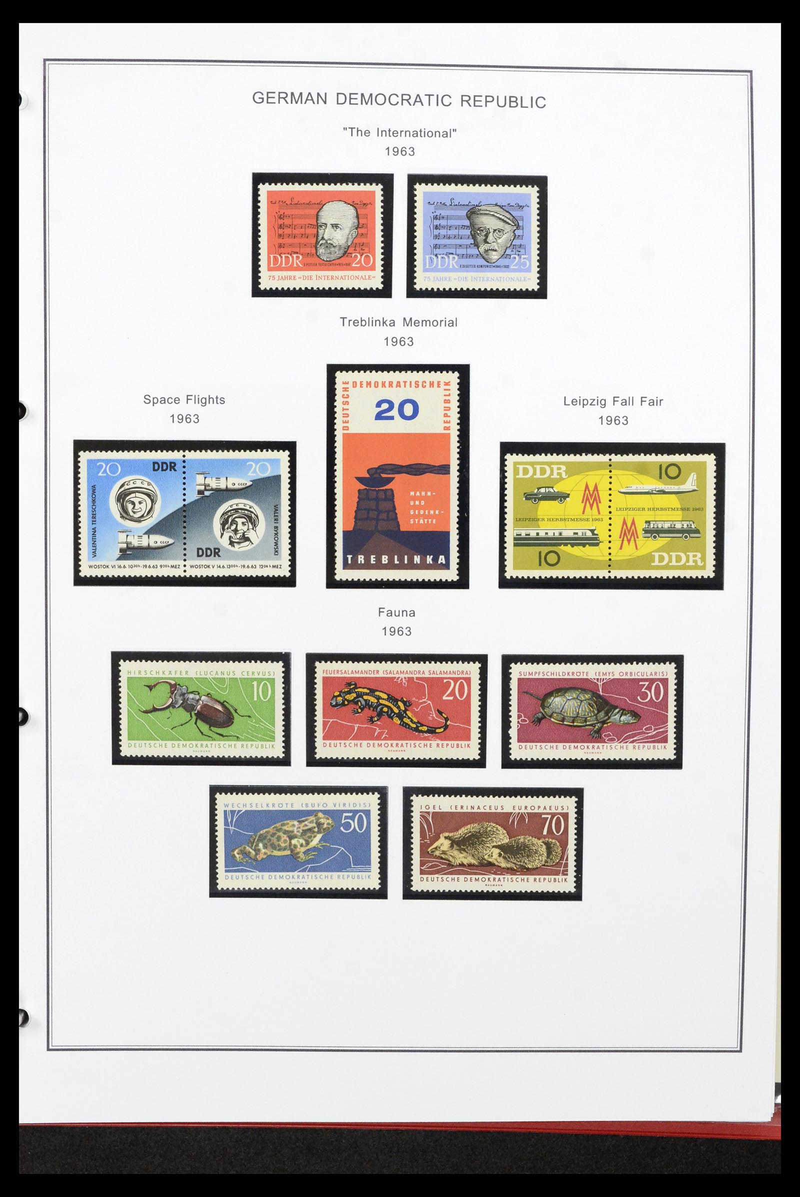 36998 054 - Stamp collection 36998 GDR 1949-1990.