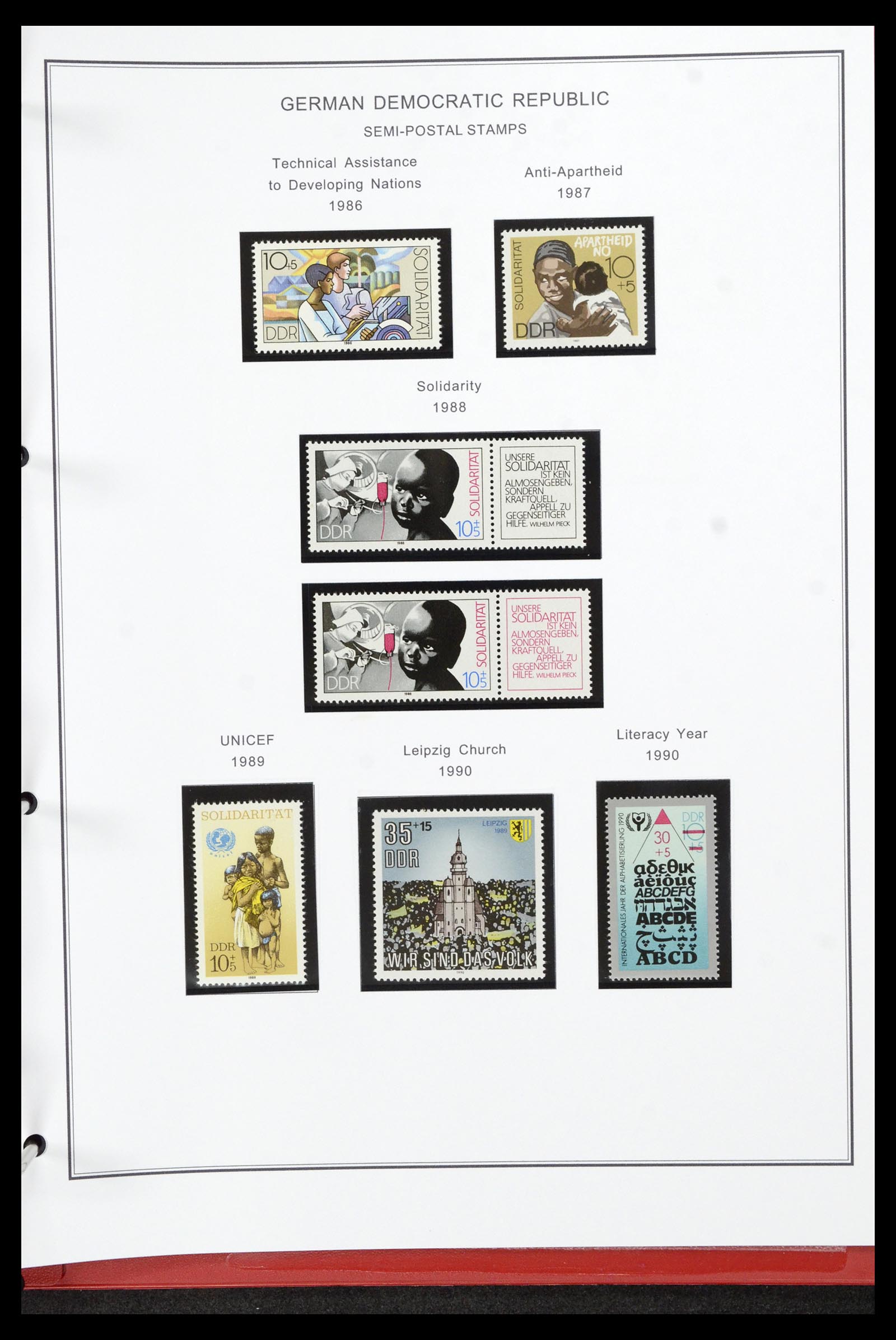 36998 335 - Postzegelverzameling 36998 DDR 1949-1990.