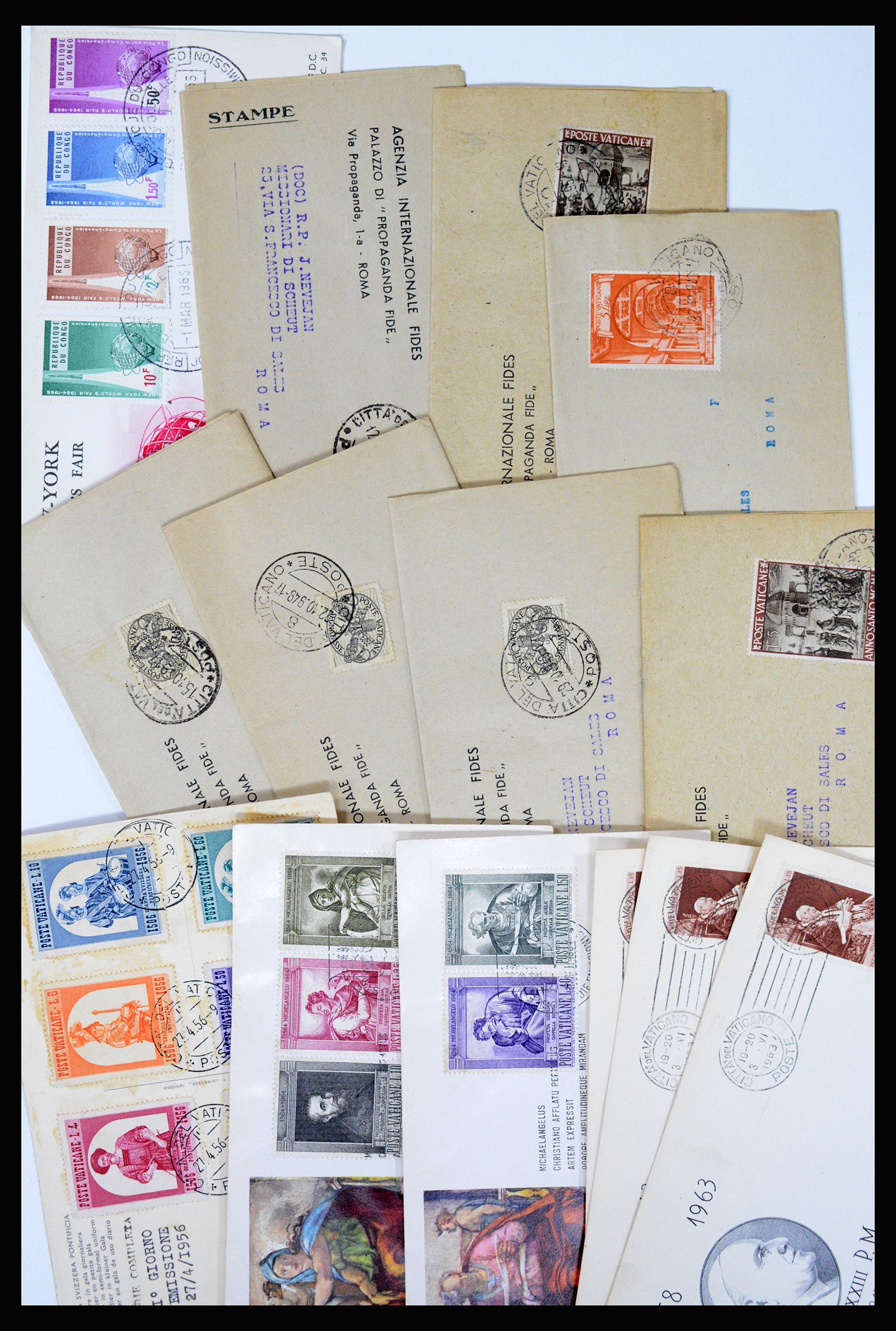 37002 005 - Postzegelverzameling 37002 Wereld brieven 1920-1960