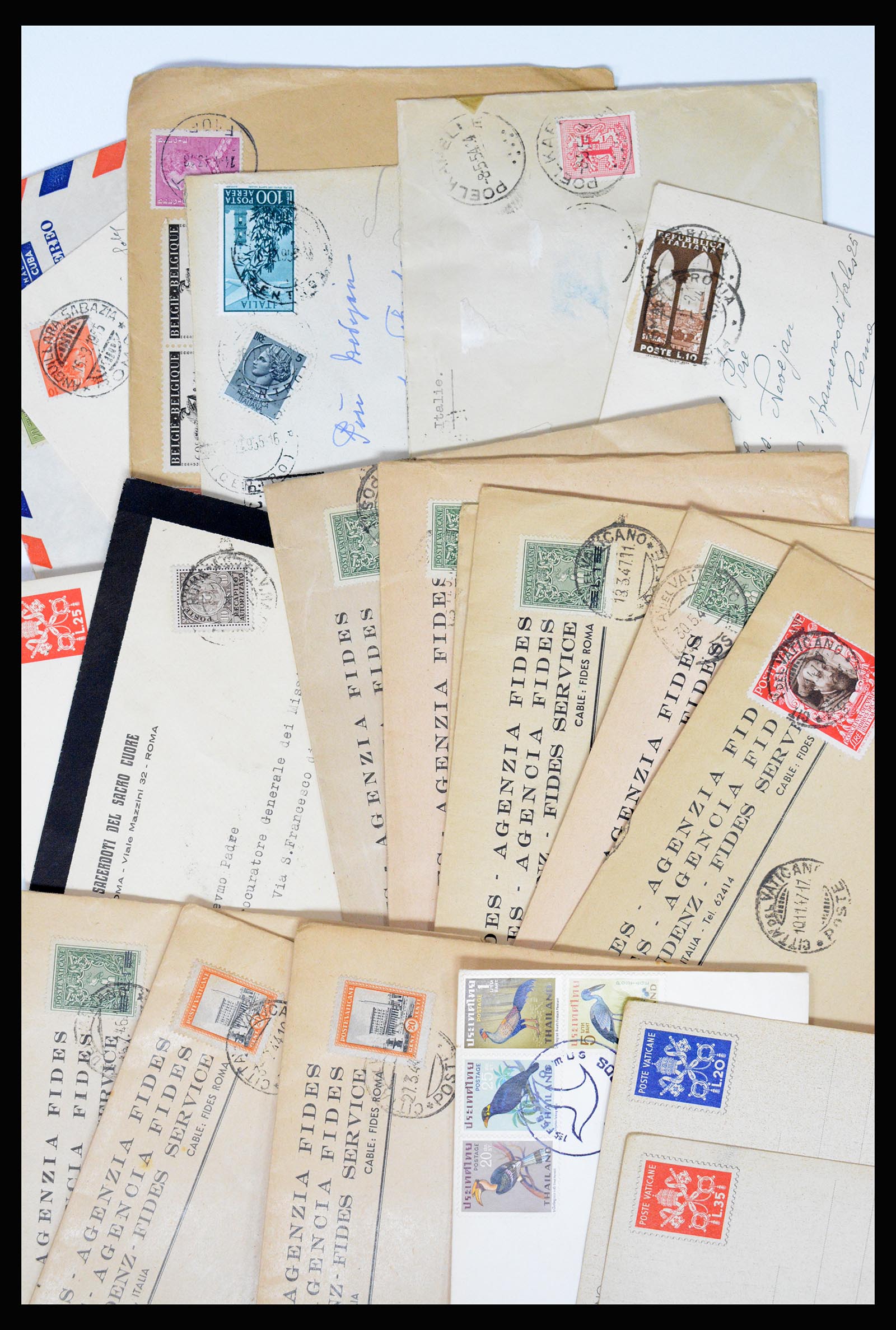 37002 016 - Postzegelverzameling 37002 Wereld brieven 1920-1960