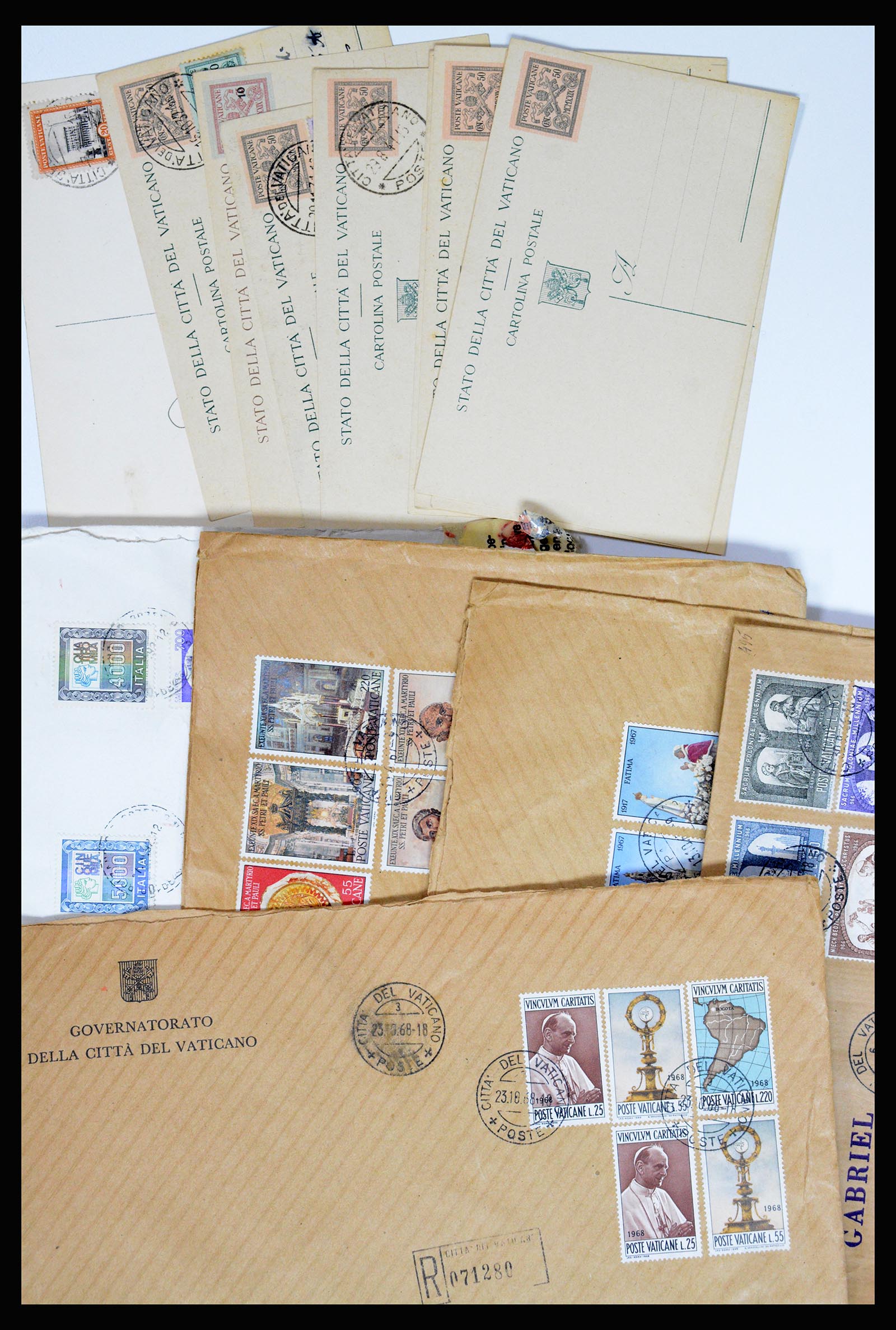 37002 017 - Postzegelverzameling 37002 Wereld brieven 1920-1960