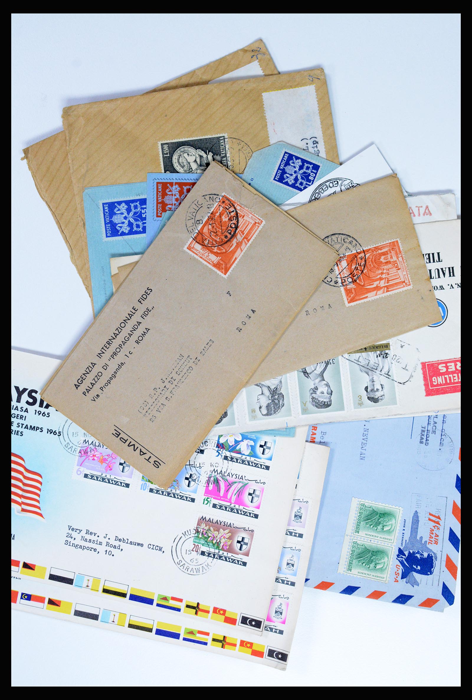 37002 018 - Postzegelverzameling 37002 Wereld brieven 1920-1960