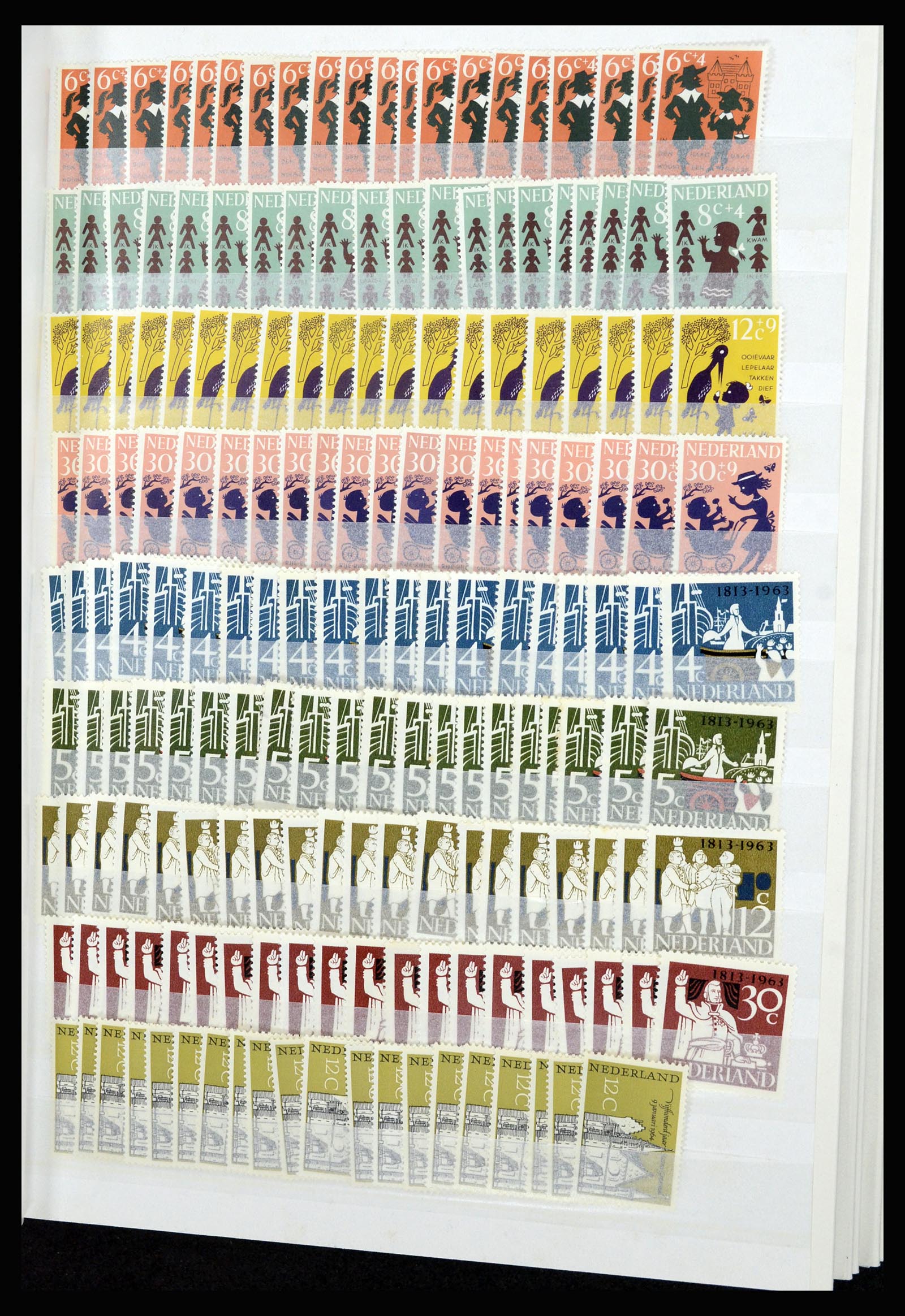 37043 011 - Postzegelverzameling 37043 Nederland 1958-1974.