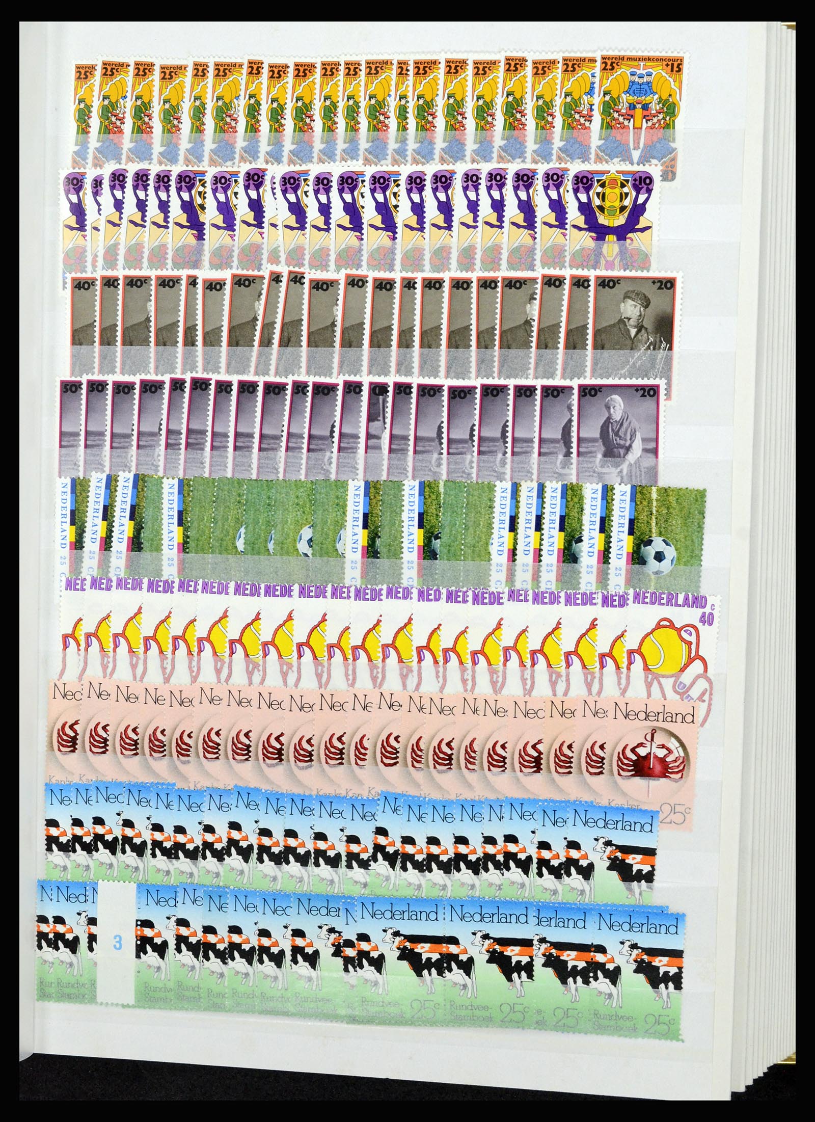 37043 033 - Postzegelverzameling 37043 Nederland 1958-1974.