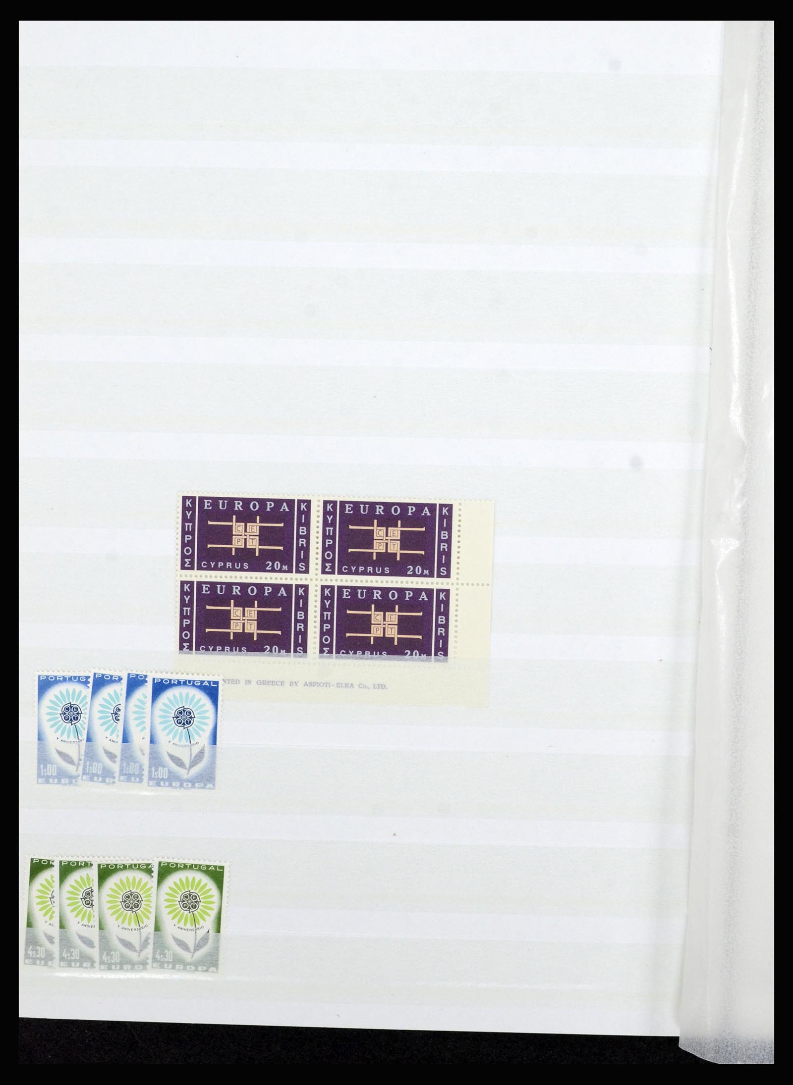 37050 019 - Stamp collection 37050 Europa CEPT 1960-2001.