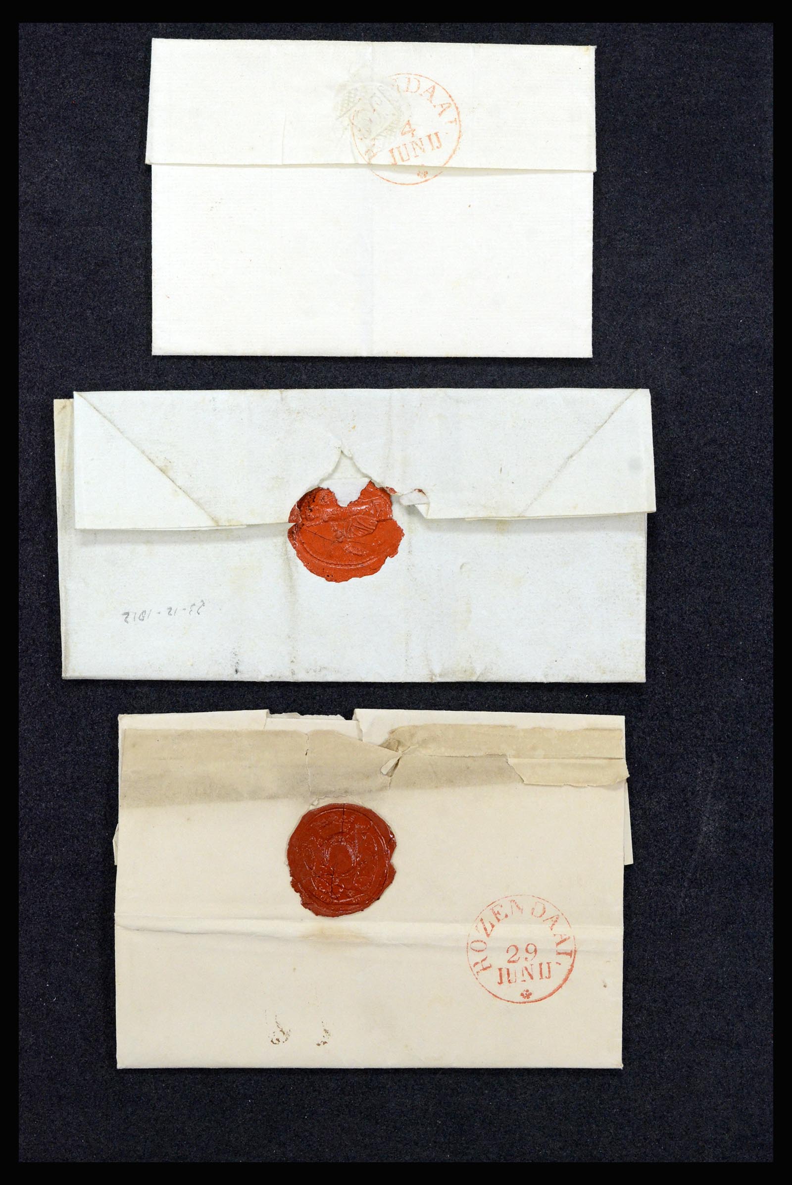 37051 028 - Postzegelverzameling 37051 Nederland brieven Roosendaal 1630(!)-1918.