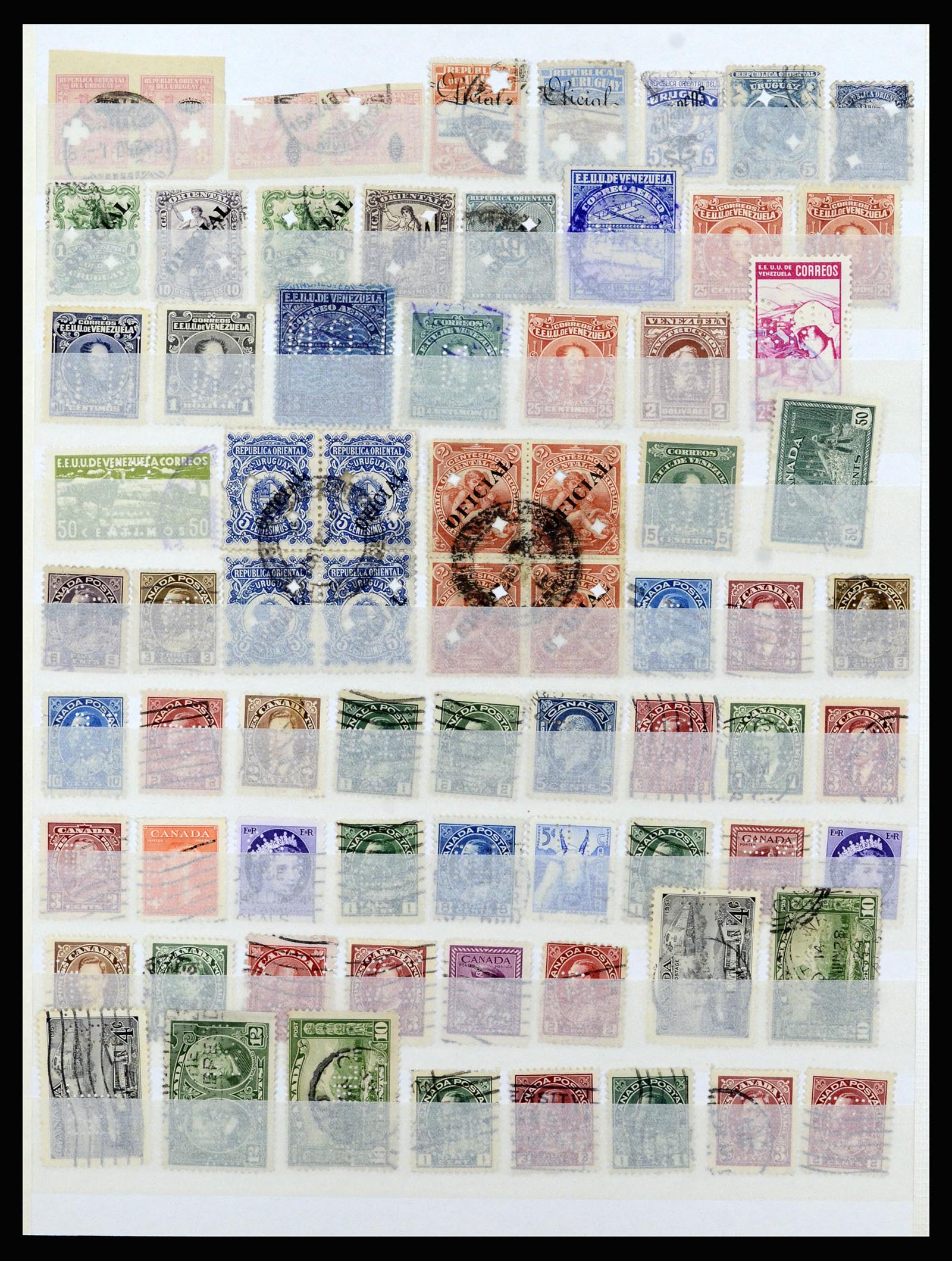 37057 033 - Postzegelverzameling 37057 Wereld perfins 1880-1950.