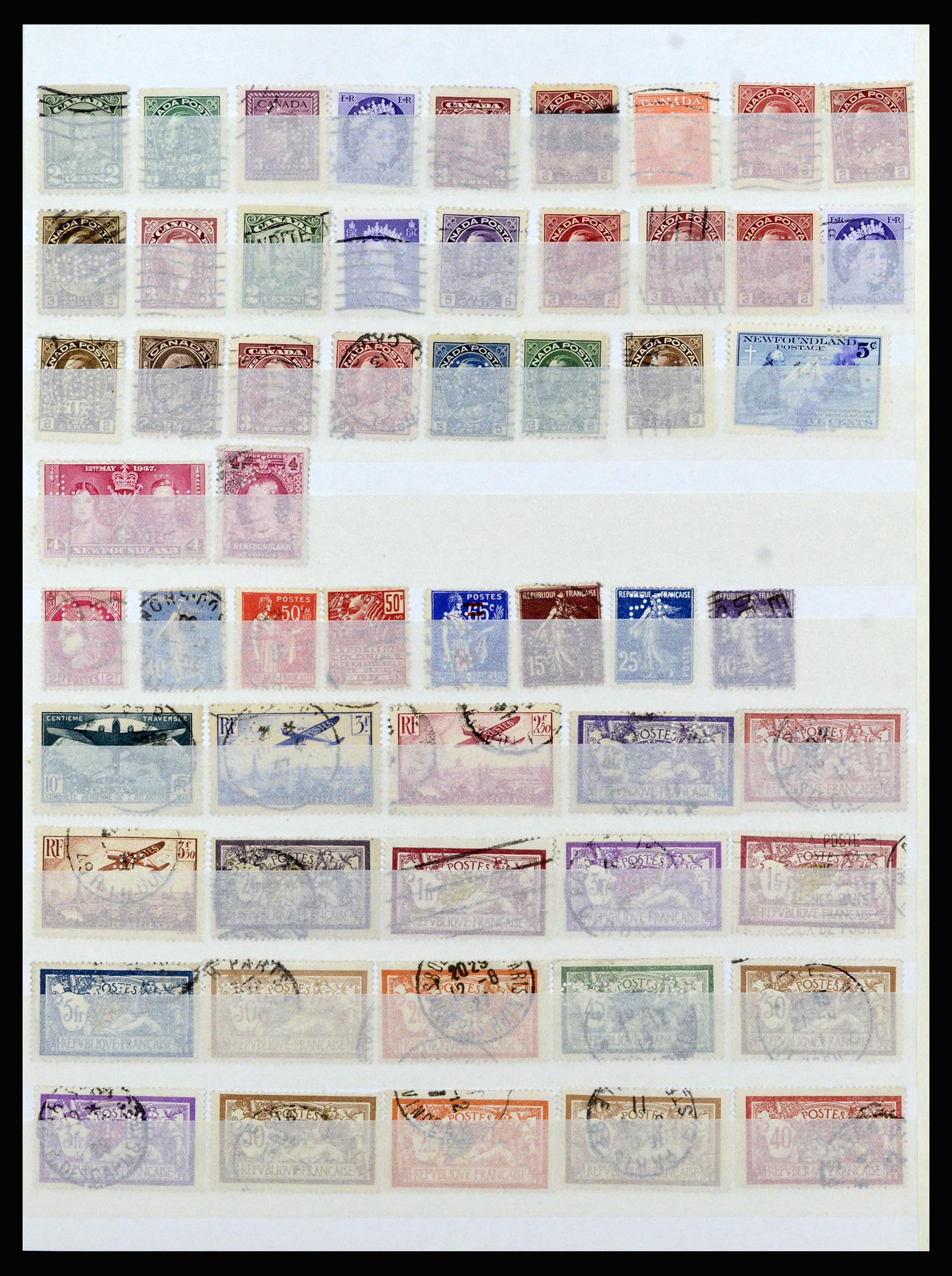 37057 034 - Postzegelverzameling 37057 Wereld perfins 1880-1950.