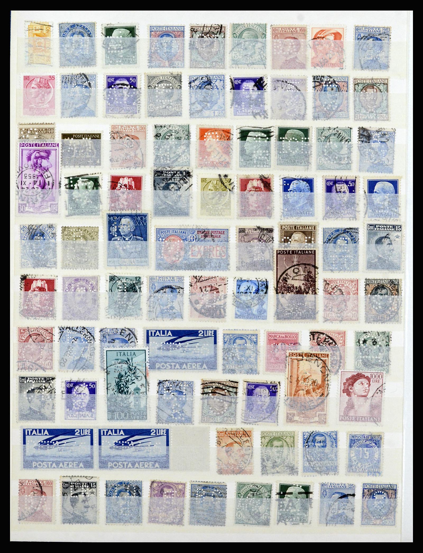 37057 047 - Postzegelverzameling 37057 Wereld perfins 1880-1950.