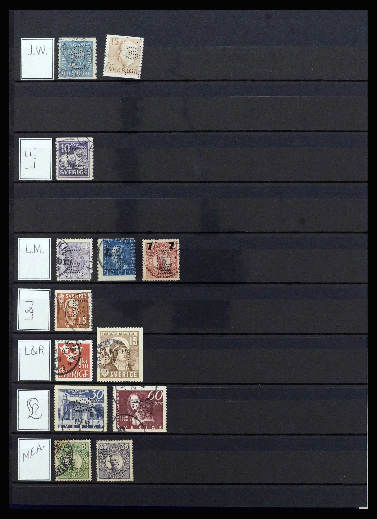 37057 067 - Stamp collection 37057 World perfins 1880-1950.