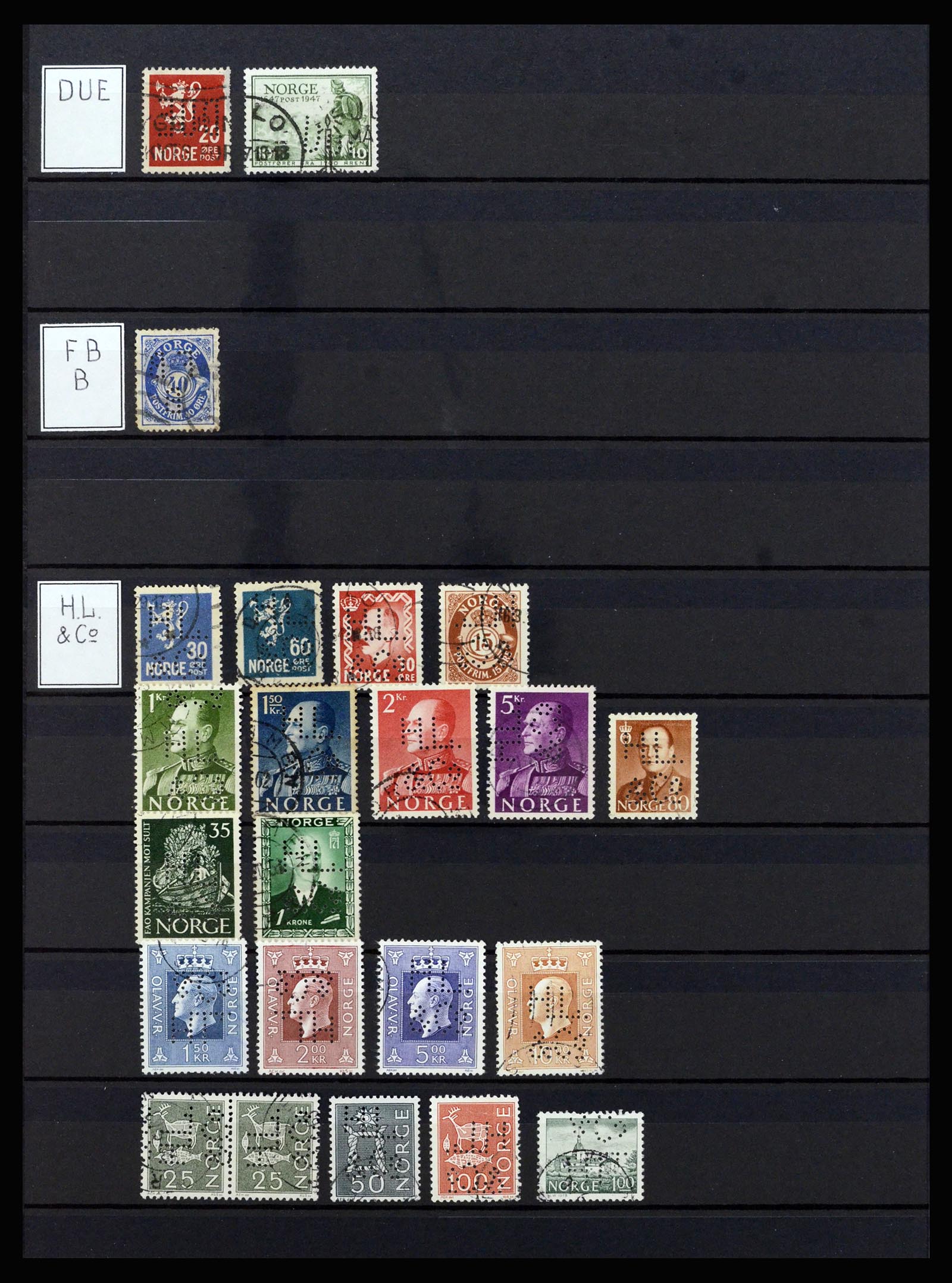 37057 079 - Stamp collection 37057 World perfins 1880-1950.