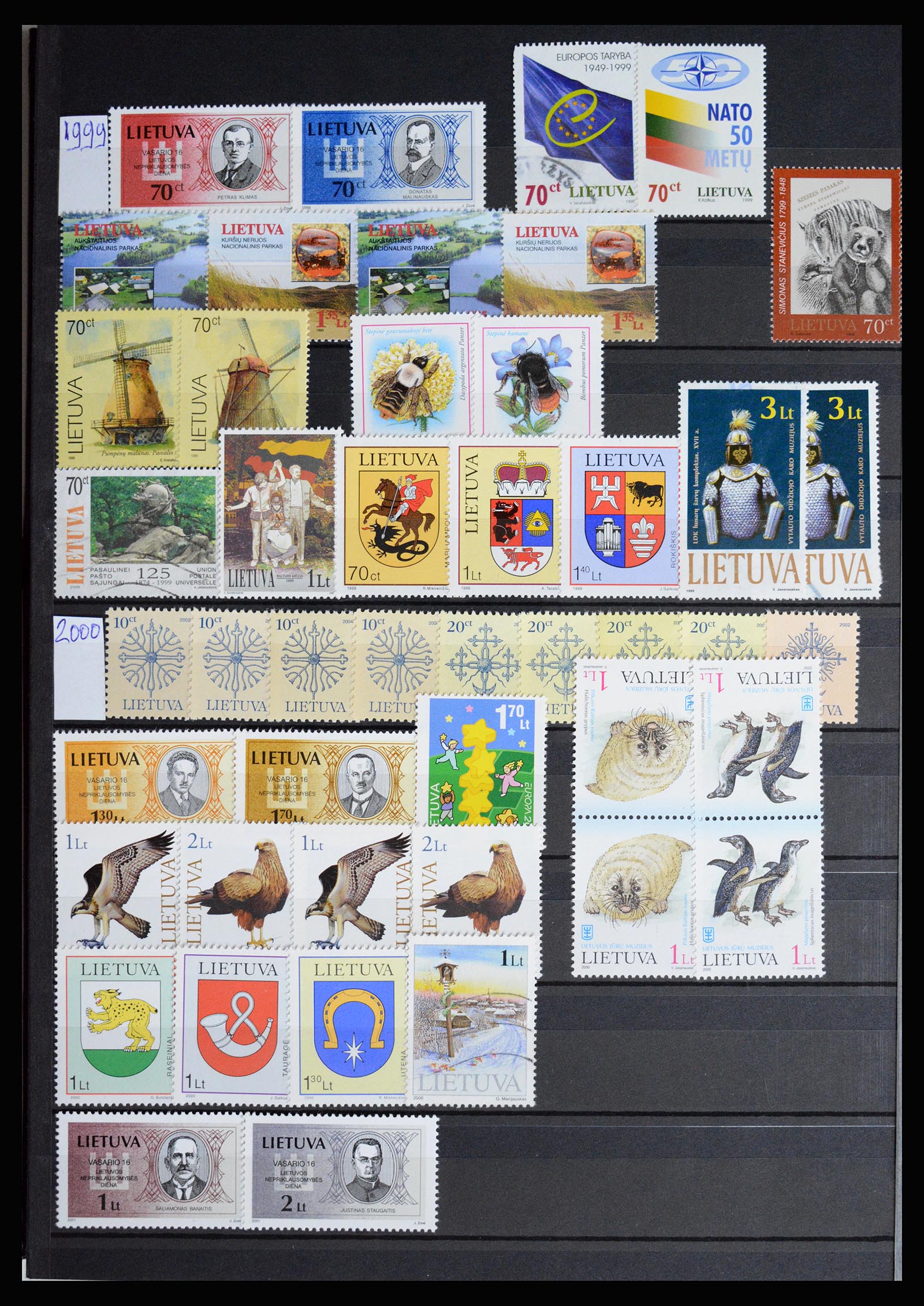 37058 049 - Postzegelverzameling 37058 Baltische Staten 1918-2020.