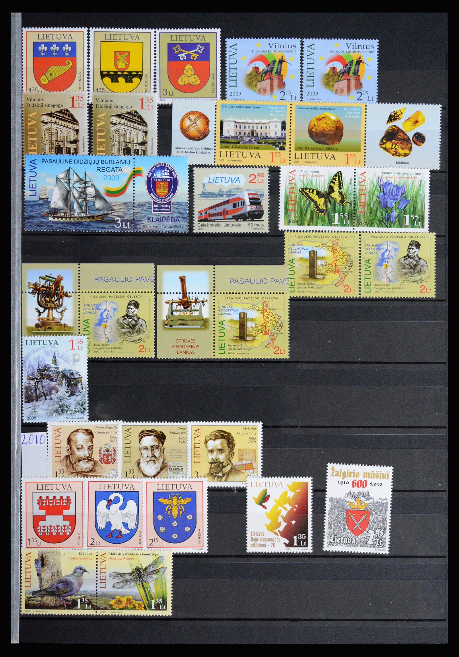 37058 054 - Postzegelverzameling 37058 Baltische Staten 1918-2020.