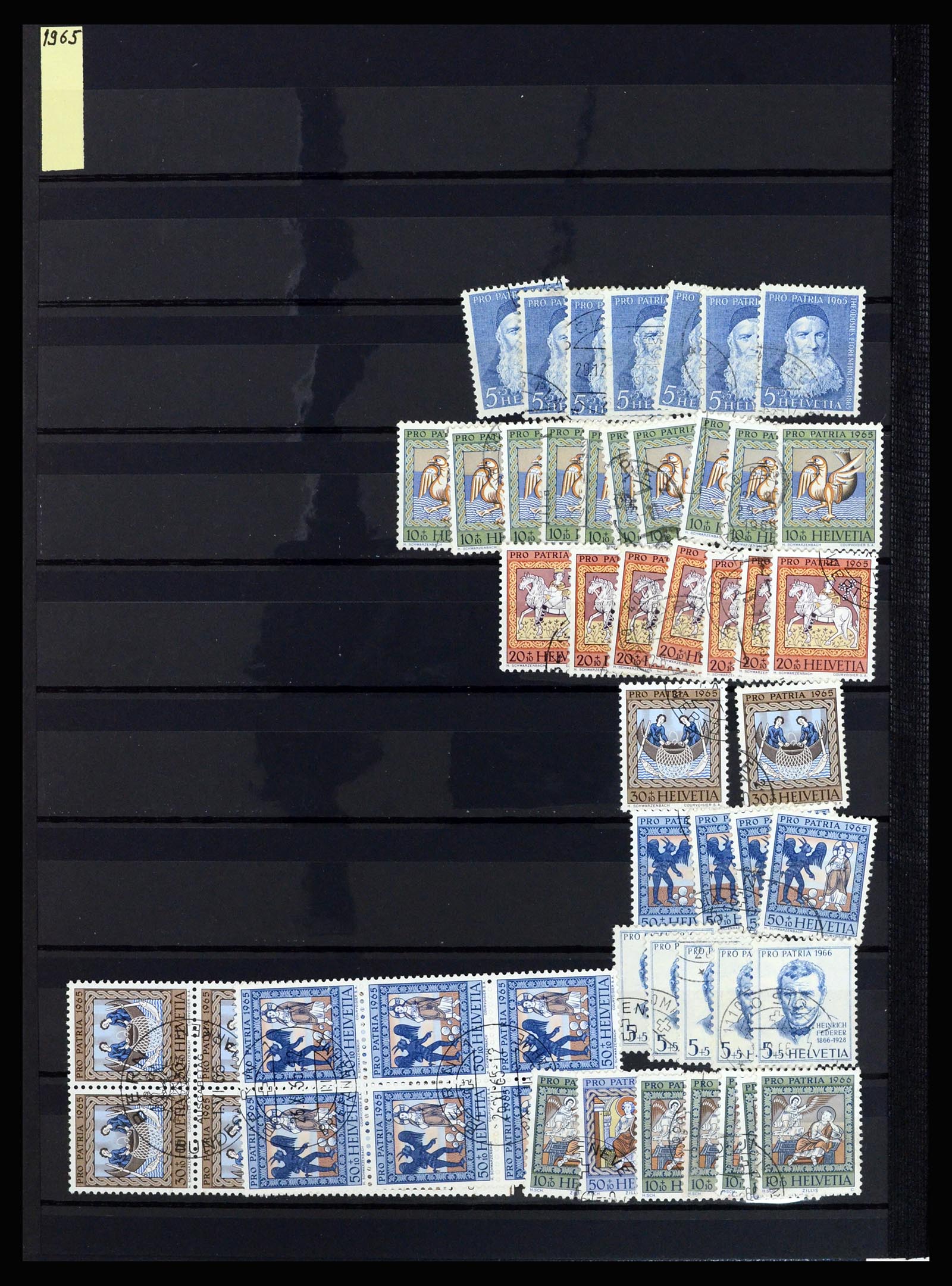 37061 046 - Postzegelverzameling 37061 Zwitserland 1913-2000.