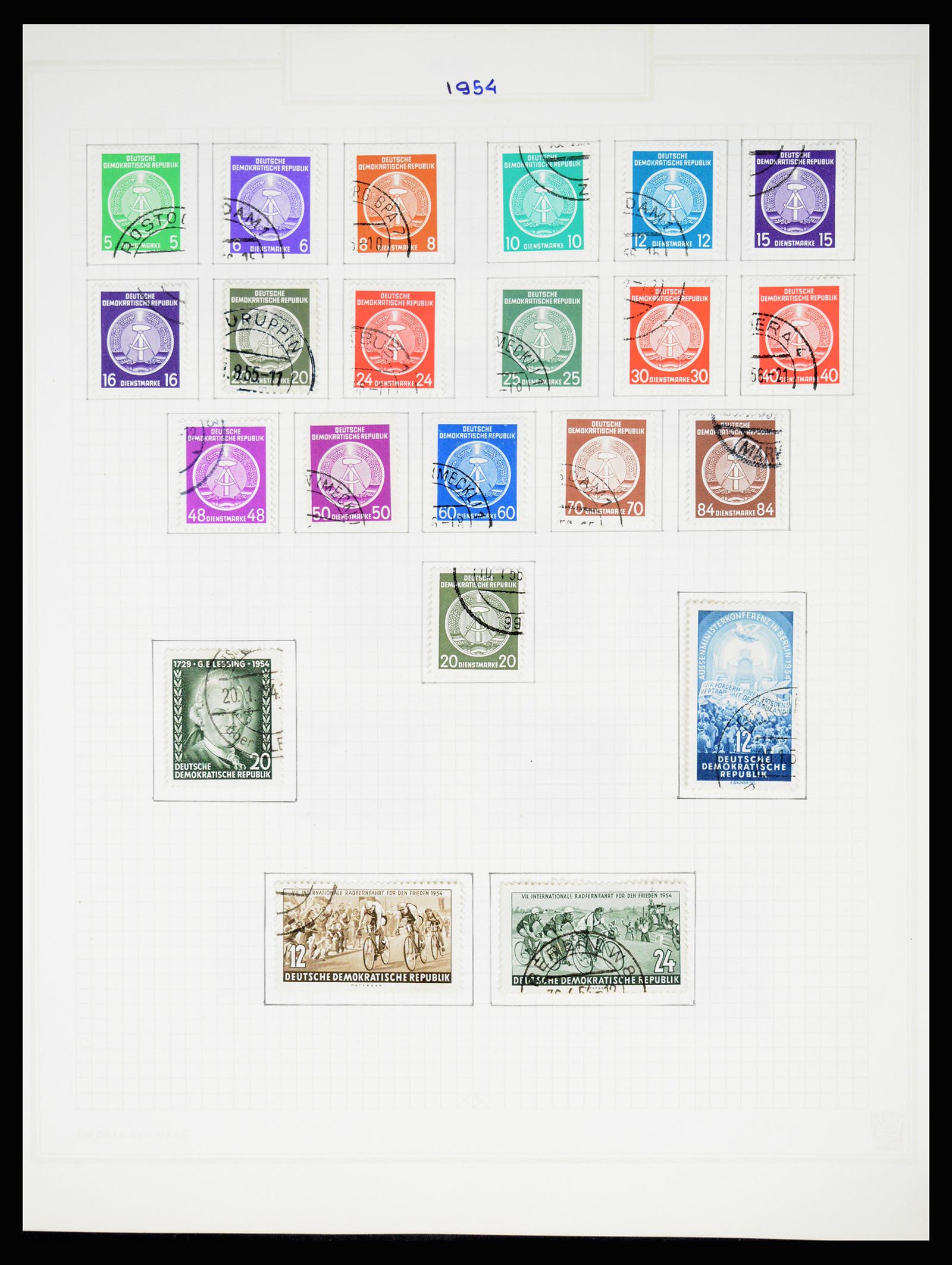 37062 034 - Stamp collection 37062 GDR 1949-1990.