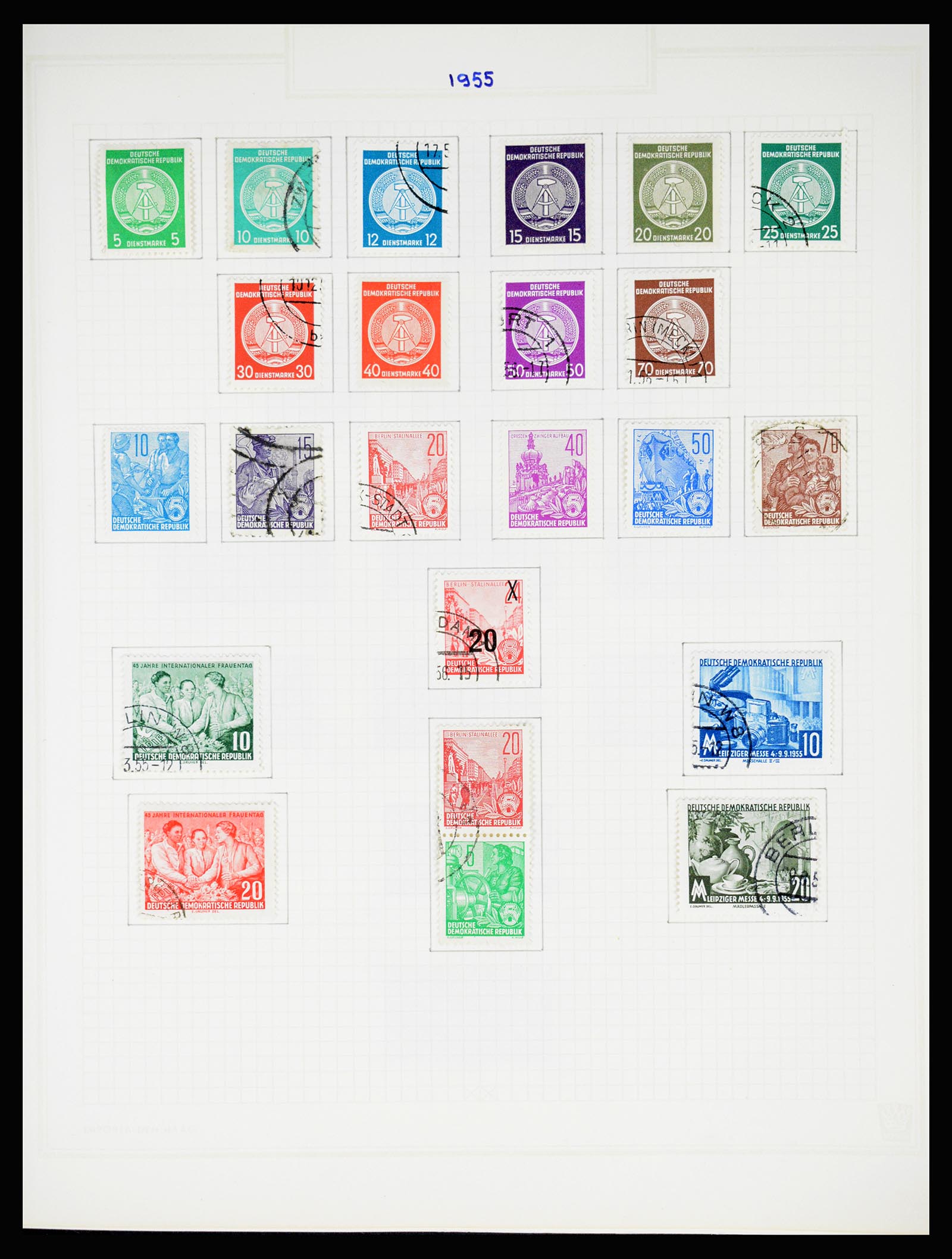 37062 039 - Stamp collection 37062 GDR 1949-1990.