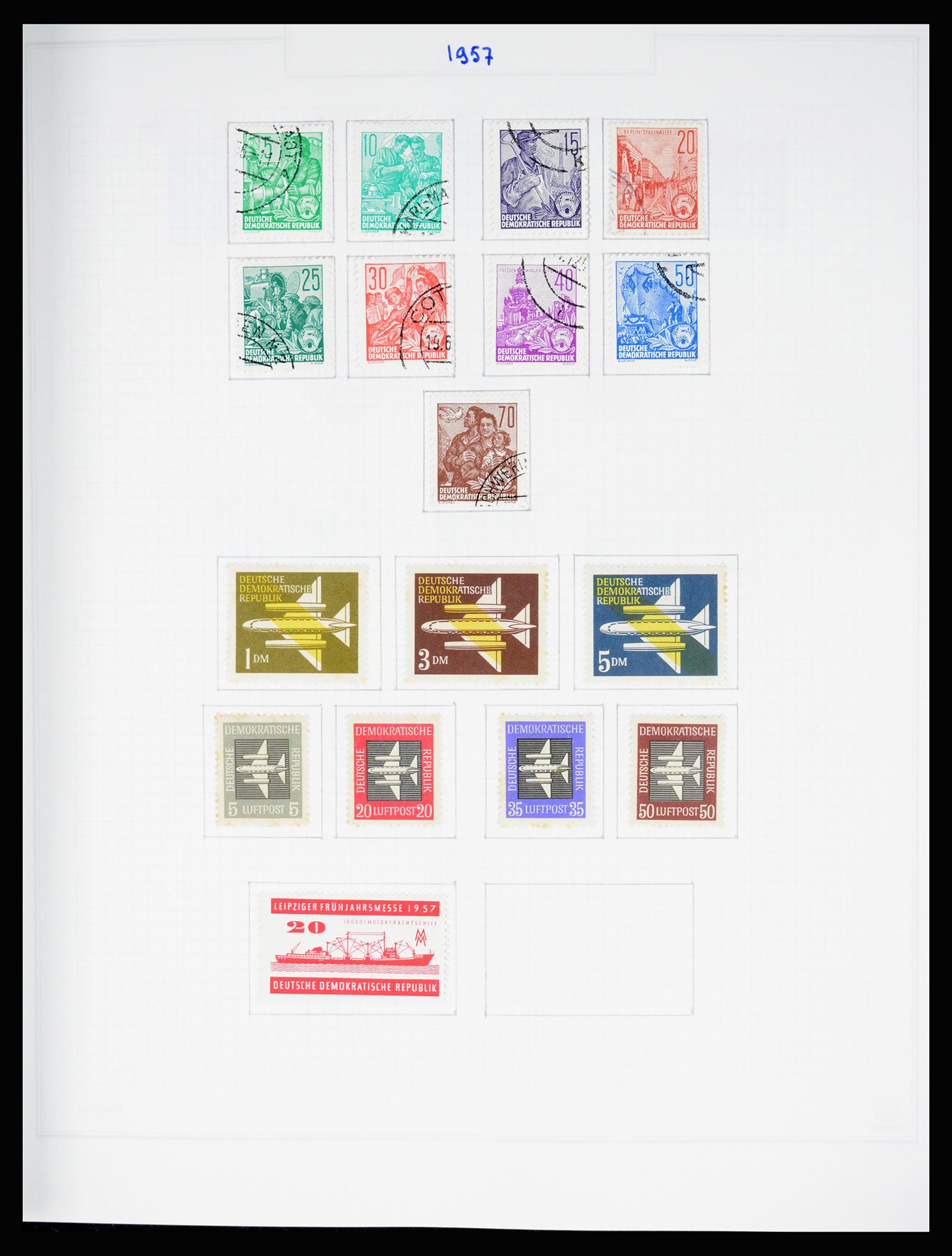 37062 066 - Stamp collection 37062 GDR 1949-1990.
