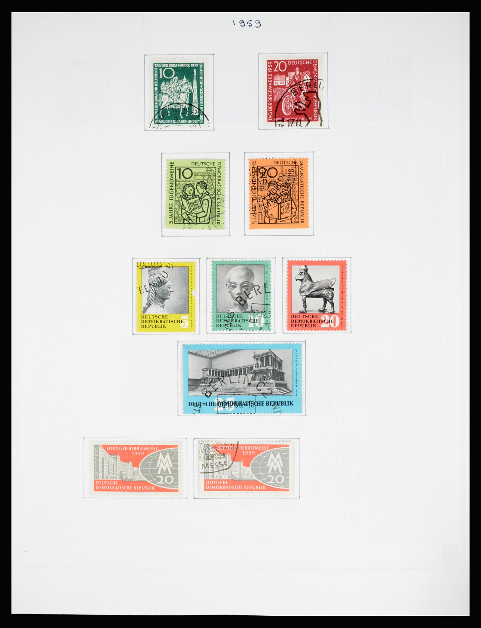 37062 083 - Stamp collection 37062 GDR 1949-1990.