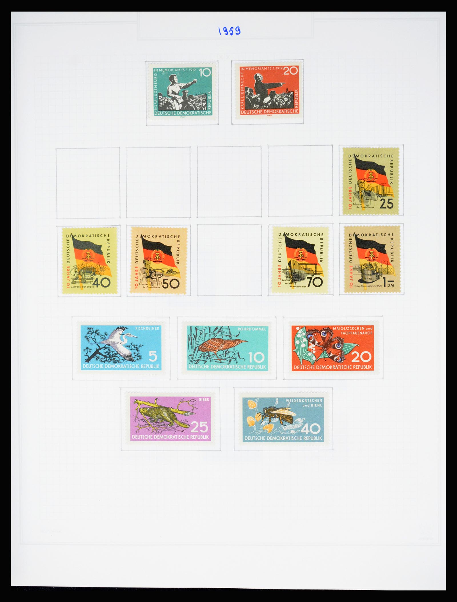 37062 087 - Stamp collection 37062 GDR 1949-1990.