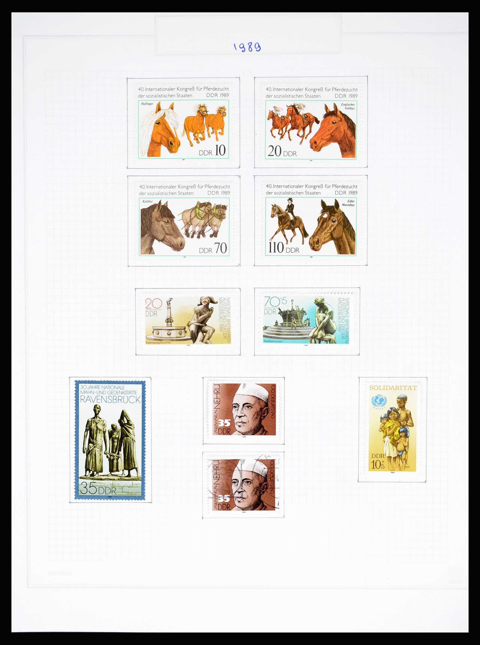 37062 700 - Stamp collection 37062 GDR 1949-1990.
