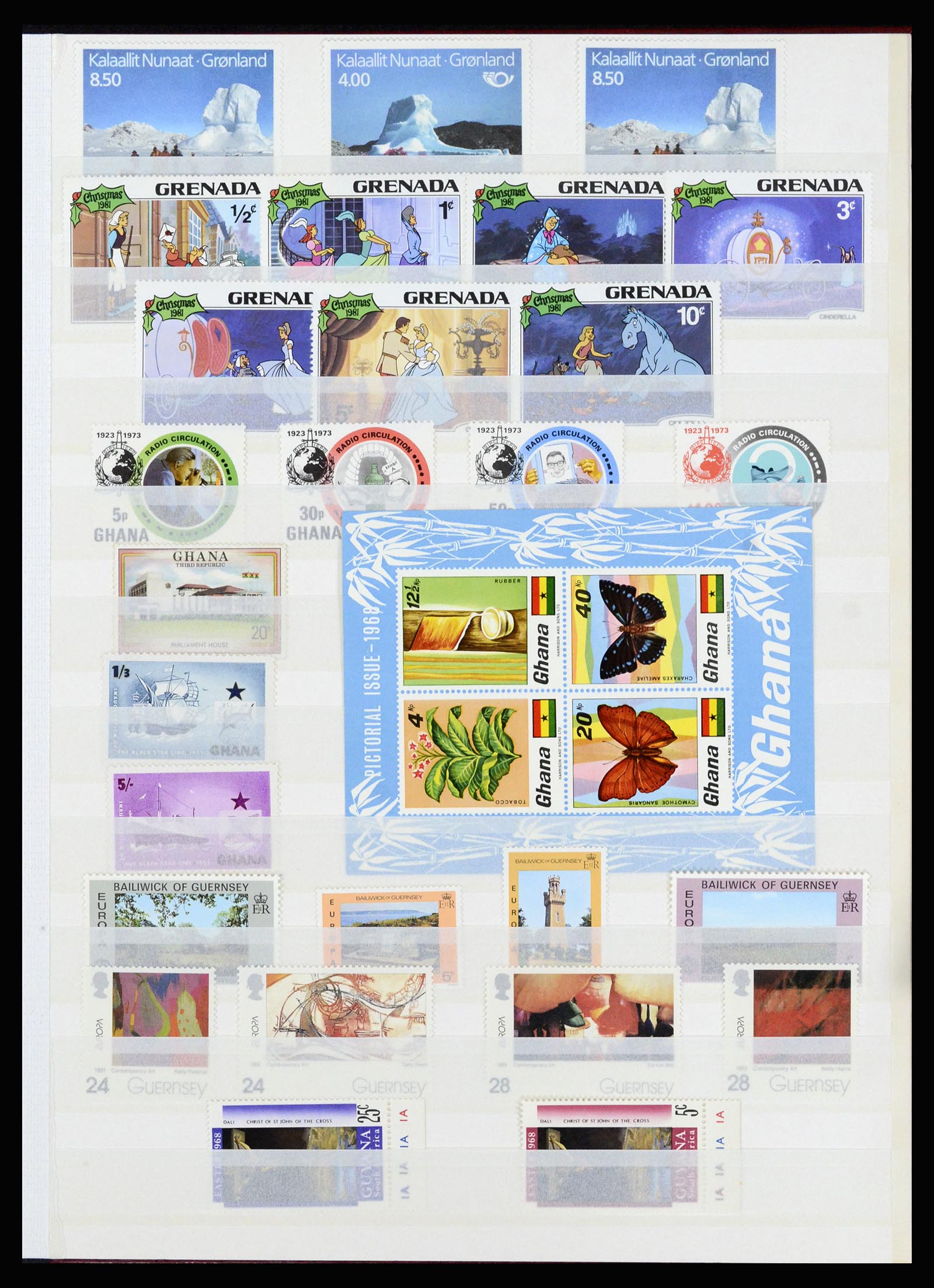 37064 027 - Postzegelverzameling 37064 Wereld motief 1960-2007.