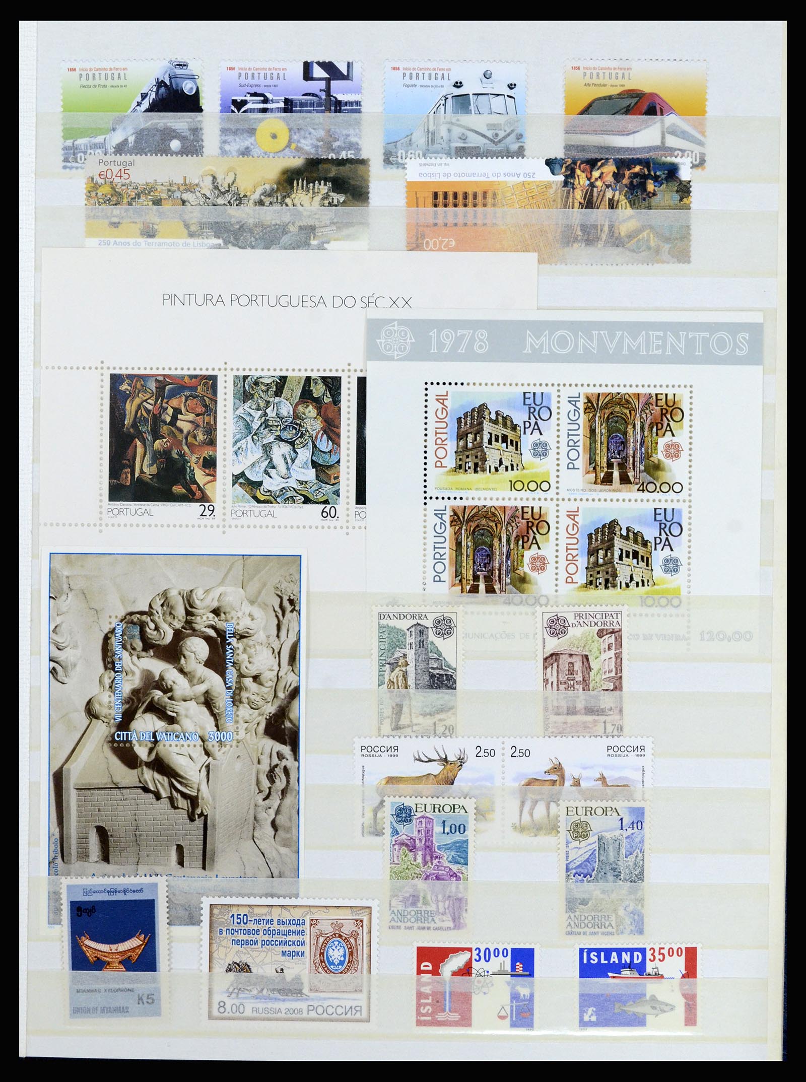 37064 048 - Postzegelverzameling 37064 Wereld motief 1960-2007.