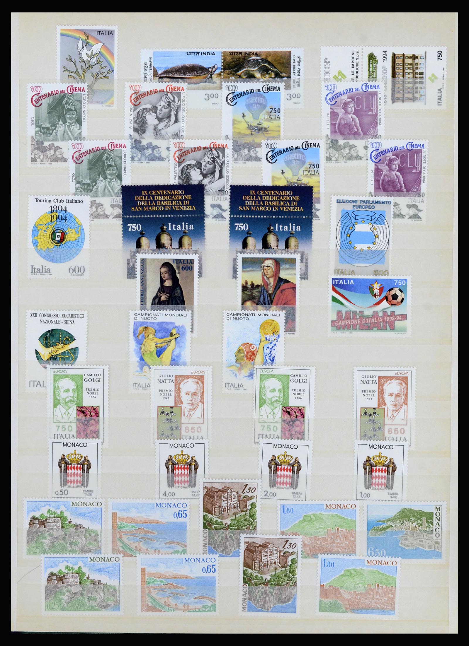 37064 121 - Postzegelverzameling 37064 Wereld motief 1960-2007.