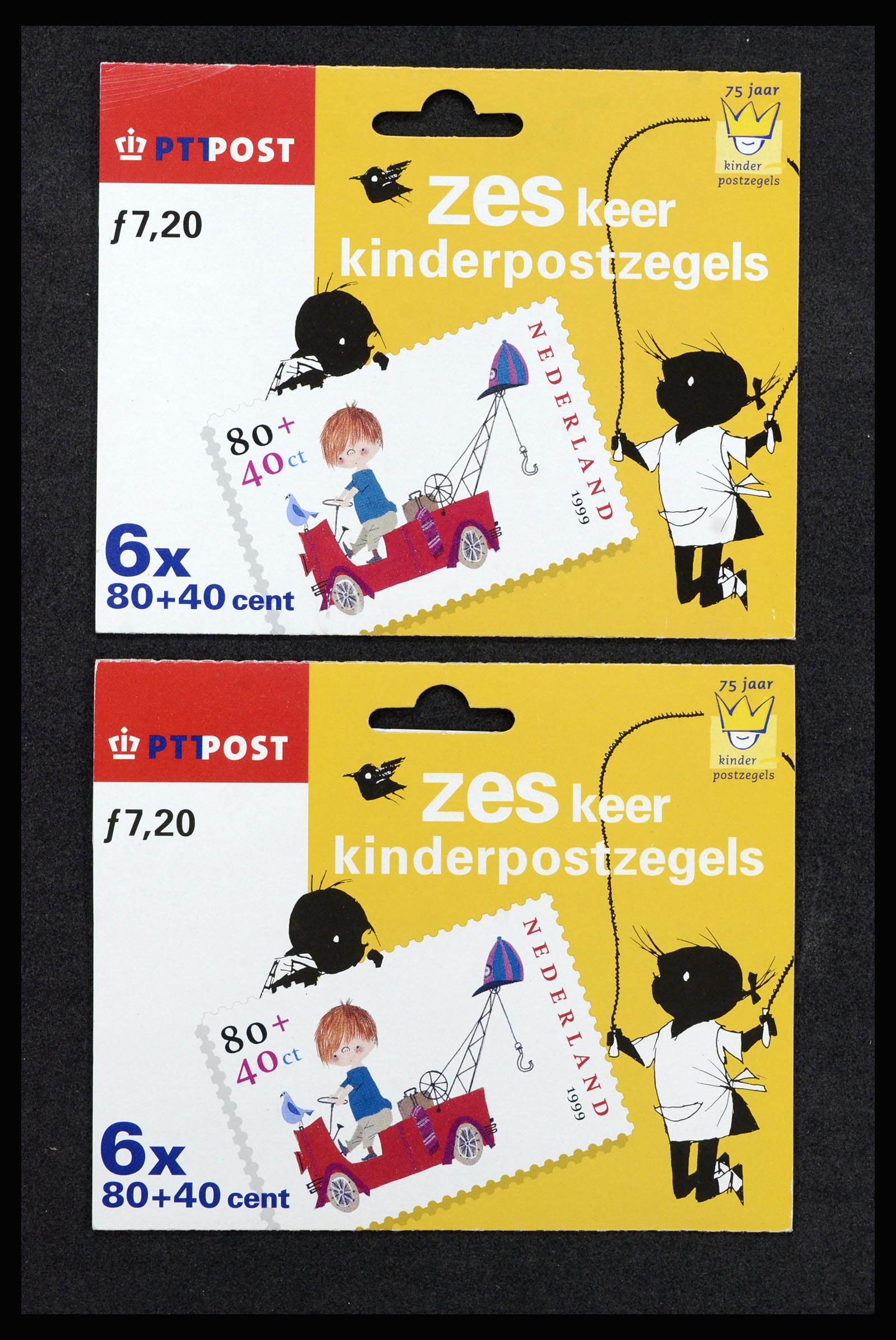 37093 004 - Postzegelverzameling 37093 Nederland hangmapjes 1993-2004.