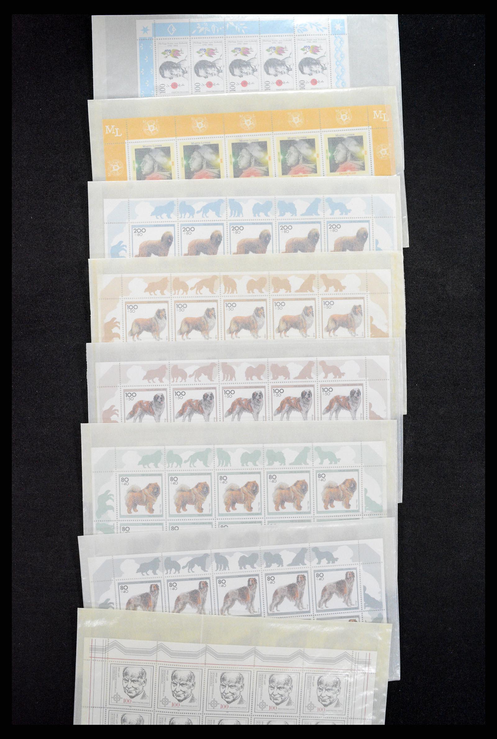 37119 006 - Postzegelverzameling 37119 Bundespost velletjes van 10.