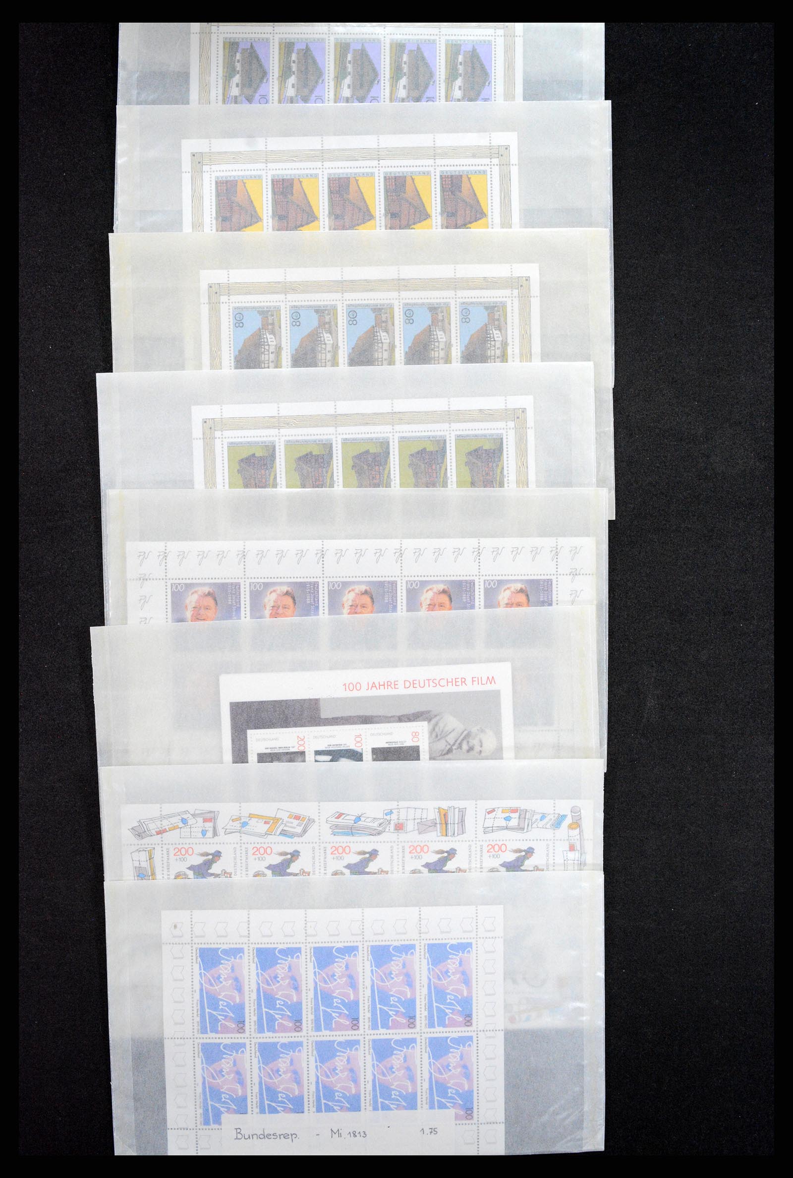 37119 008 - Postzegelverzameling 37119 Bundespost velletjes van 10.