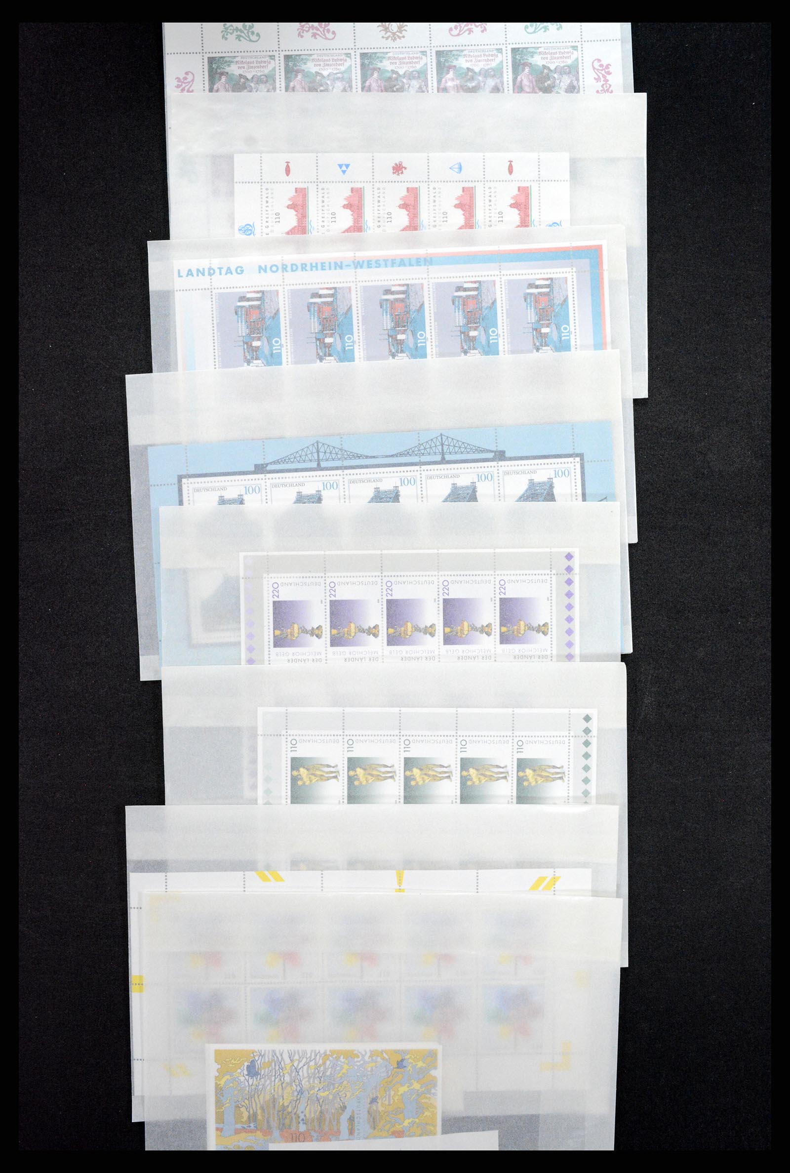 37119 013 - Postzegelverzameling 37119 Bundespost velletjes van 10.