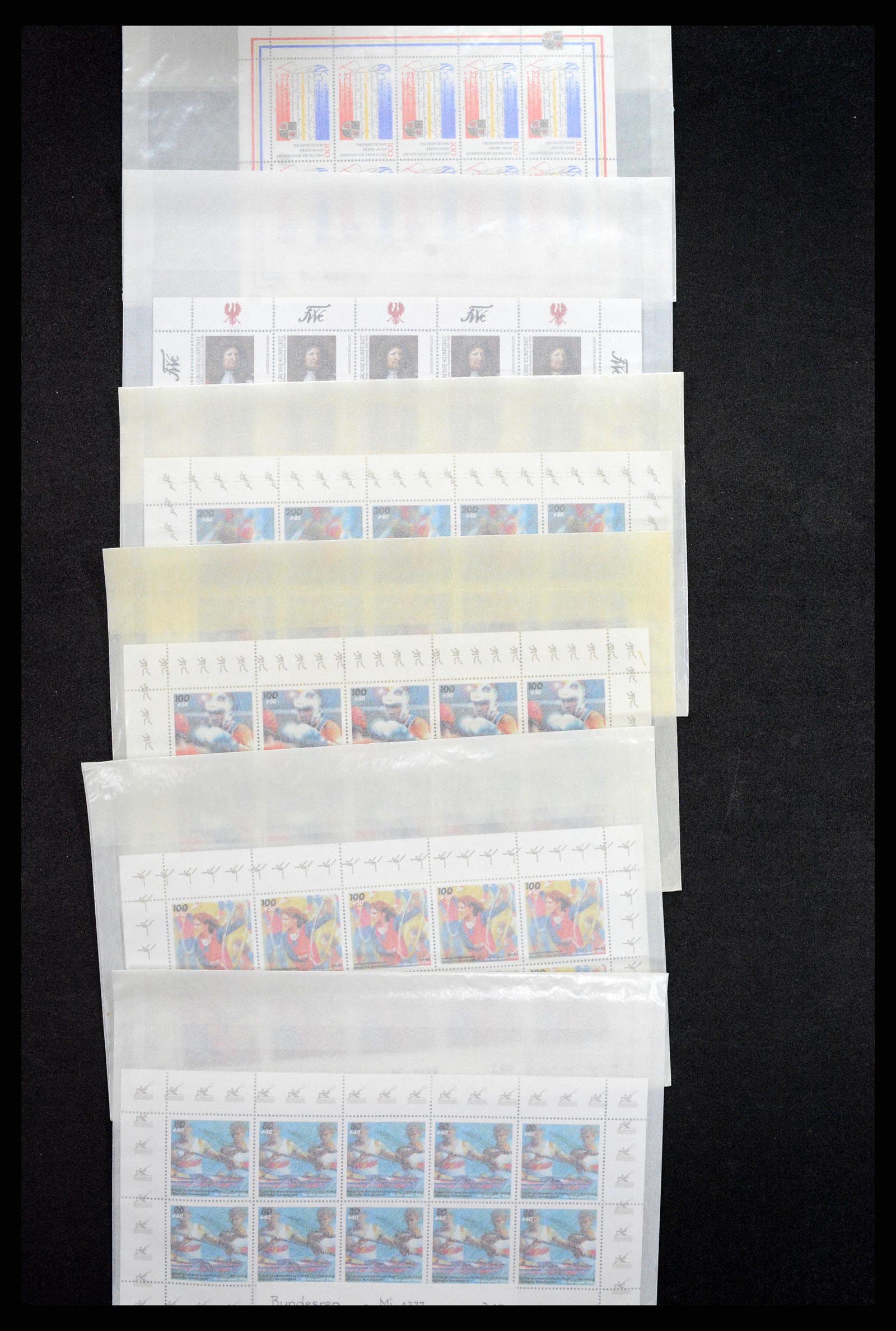 37119 016 - Postzegelverzameling 37119 Bundespost velletjes van 10.
