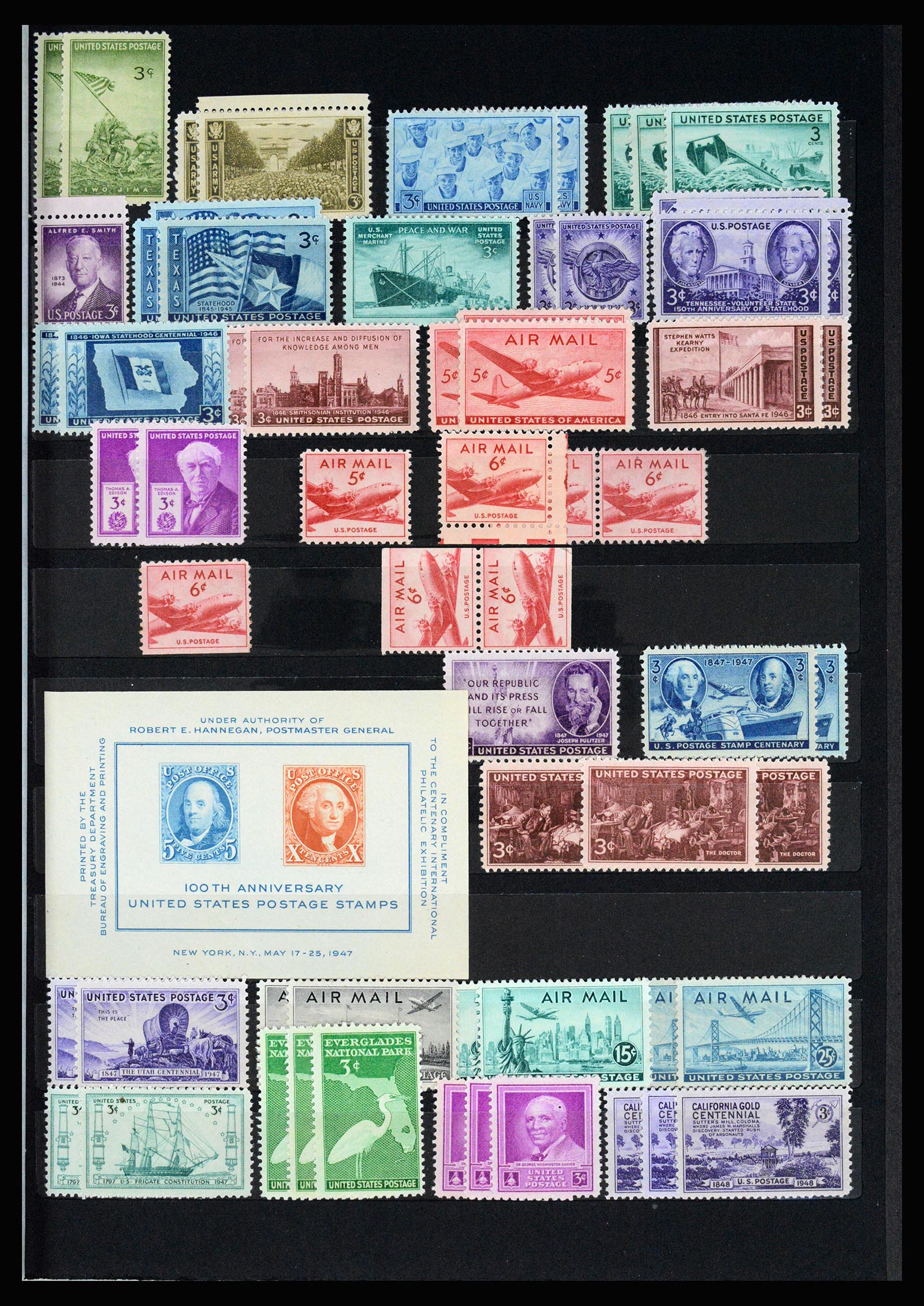37131 010 - Stamp collection 37131 USA 1851-1990.